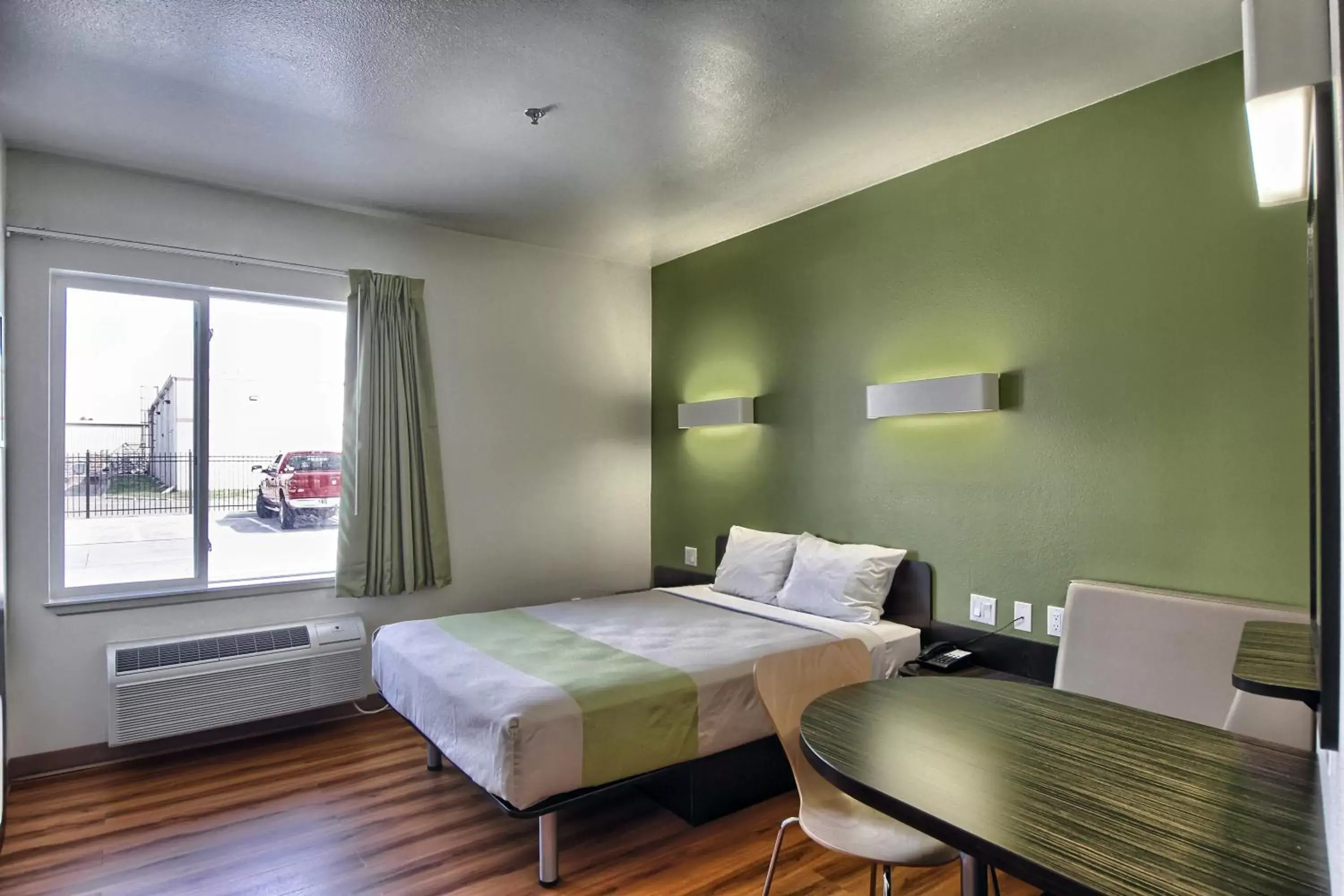 Bedroom in Motel 6-Weslaco, TX