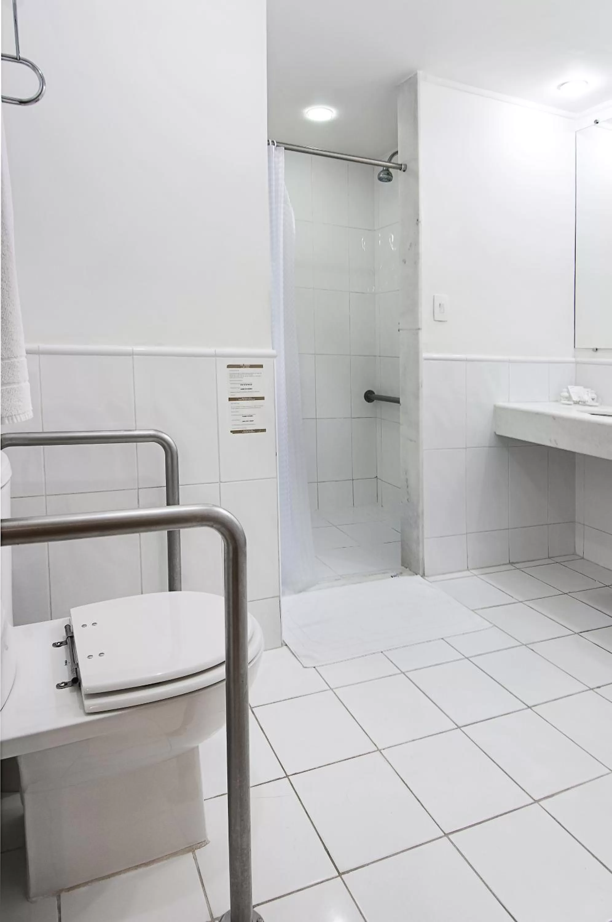 Bathroom in Belo Horizonte Plaza