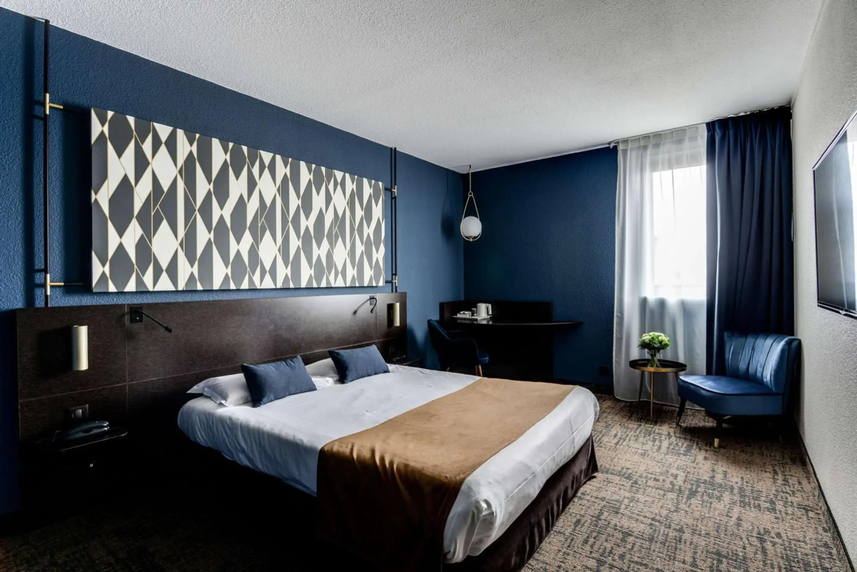 Bedroom, Bed in Brit Hotel Du Stade Rennes Ouest