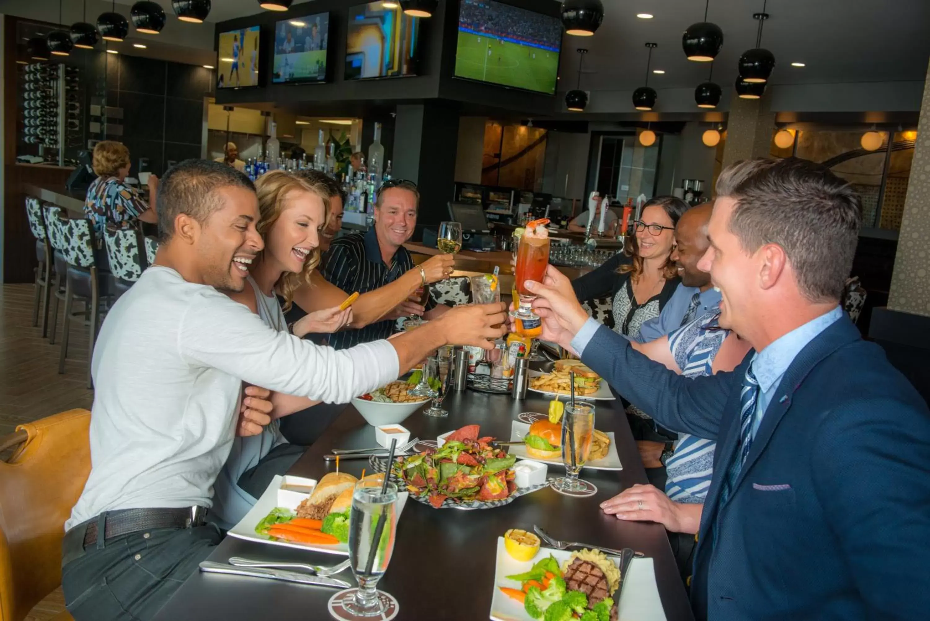 Restaurant/places to eat in Applause Hotel Calgary Airport by CLIQUE Restaurant/places to eat in Applause Hotel Calgary Airport by CLIQUE