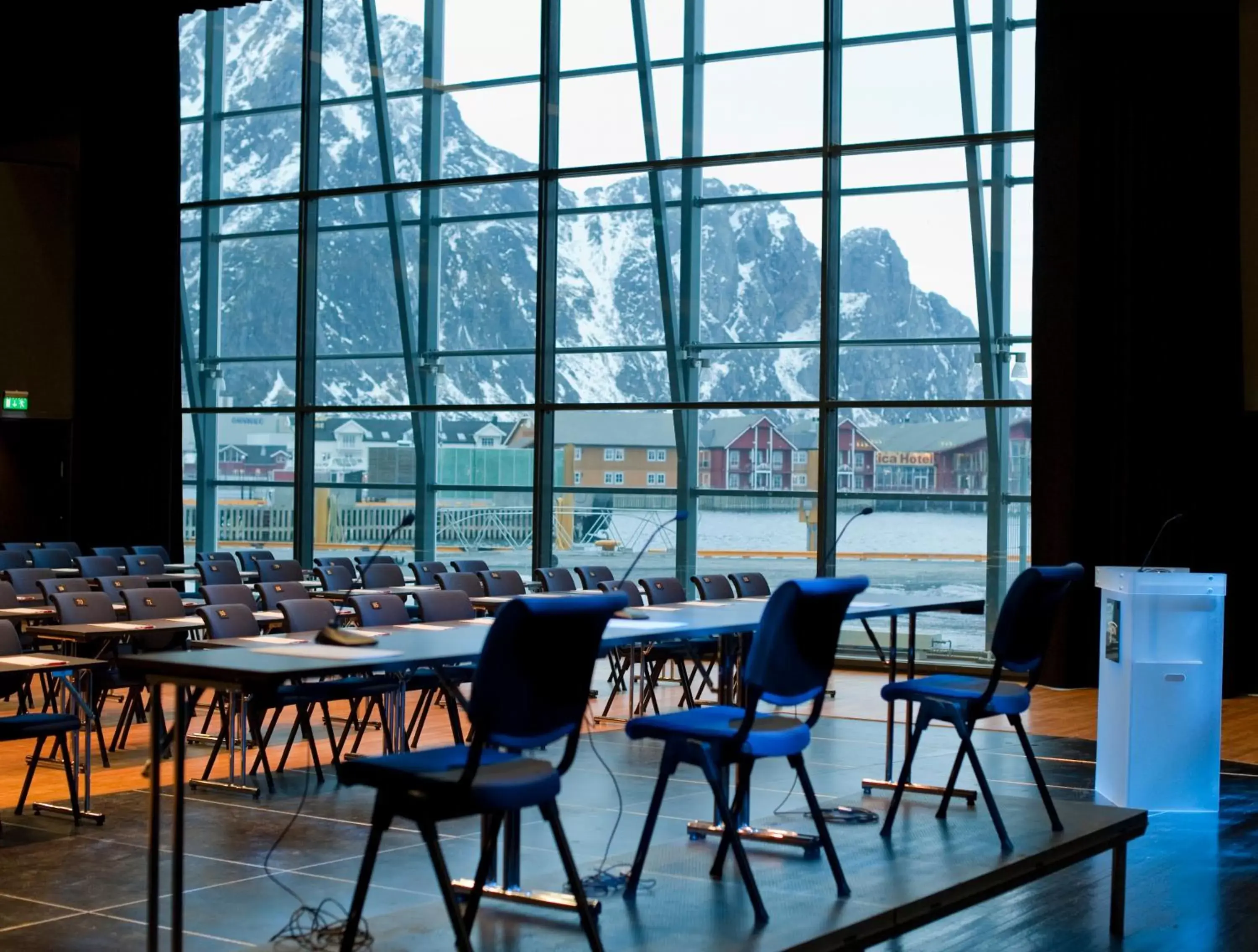 Meeting/conference room in Thon Hotel Lofoten