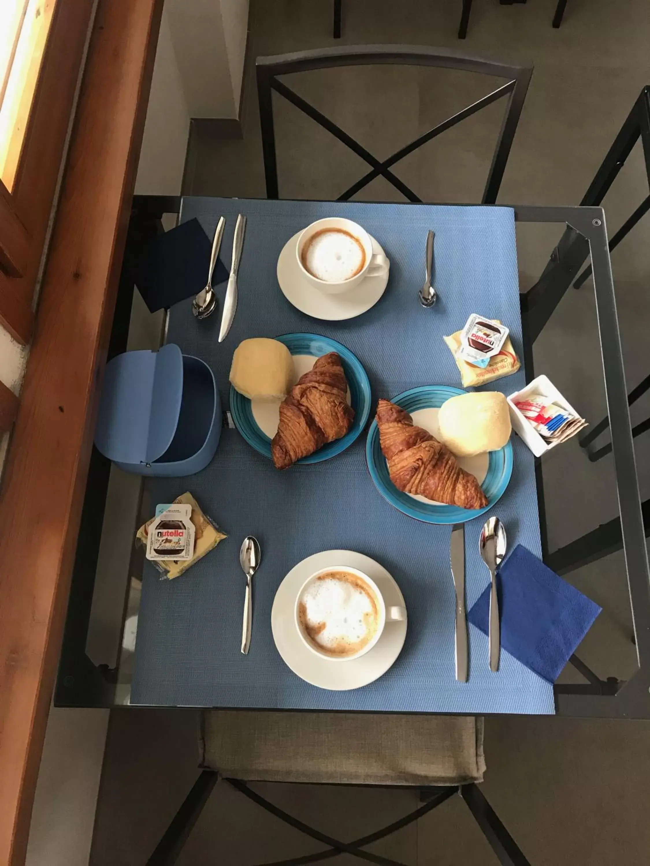 Continental breakfast, Restaurant/Places to Eat in Il Sole e la Luna B&B in Garda