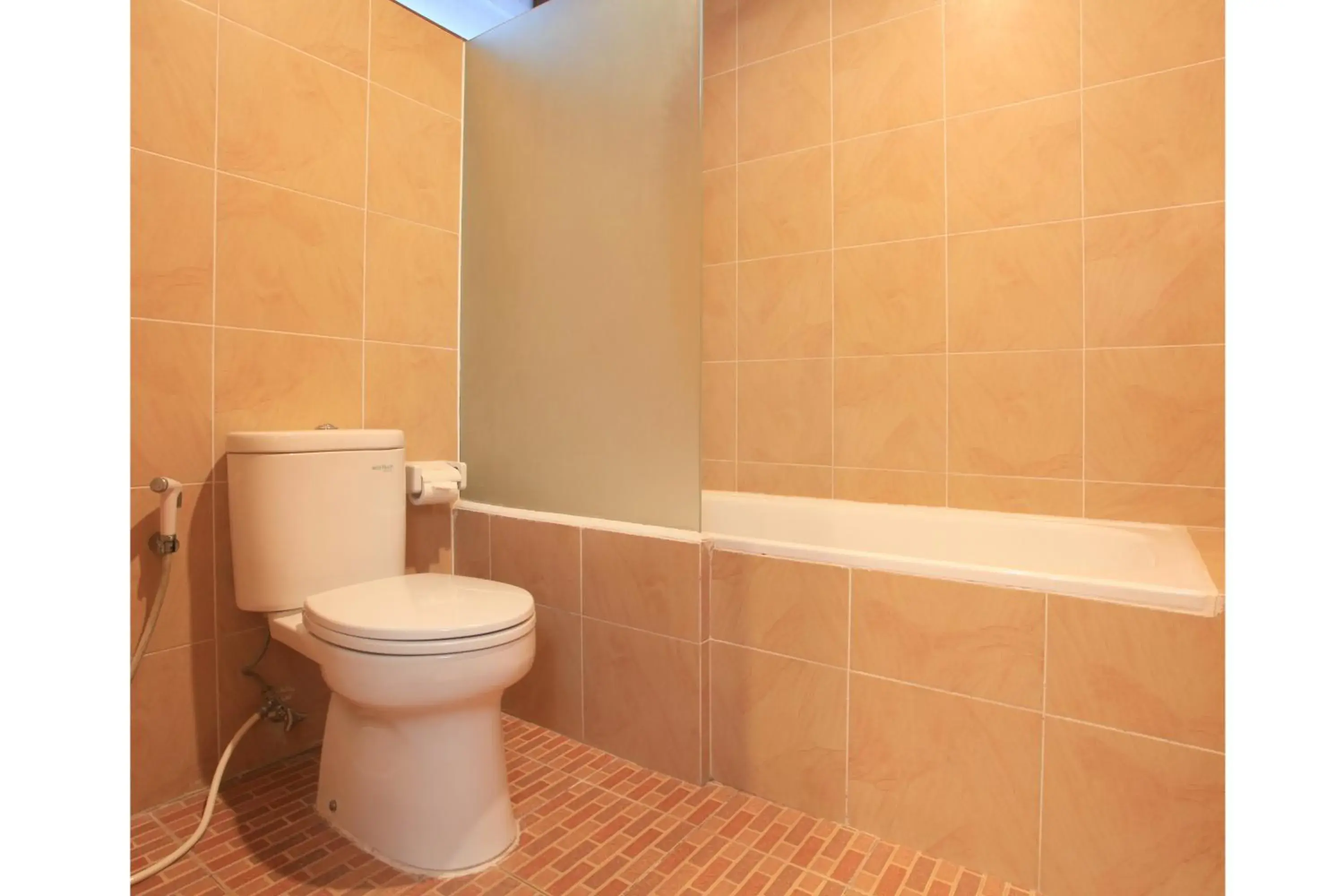 Bathroom in Matahari Bungalow Hotel