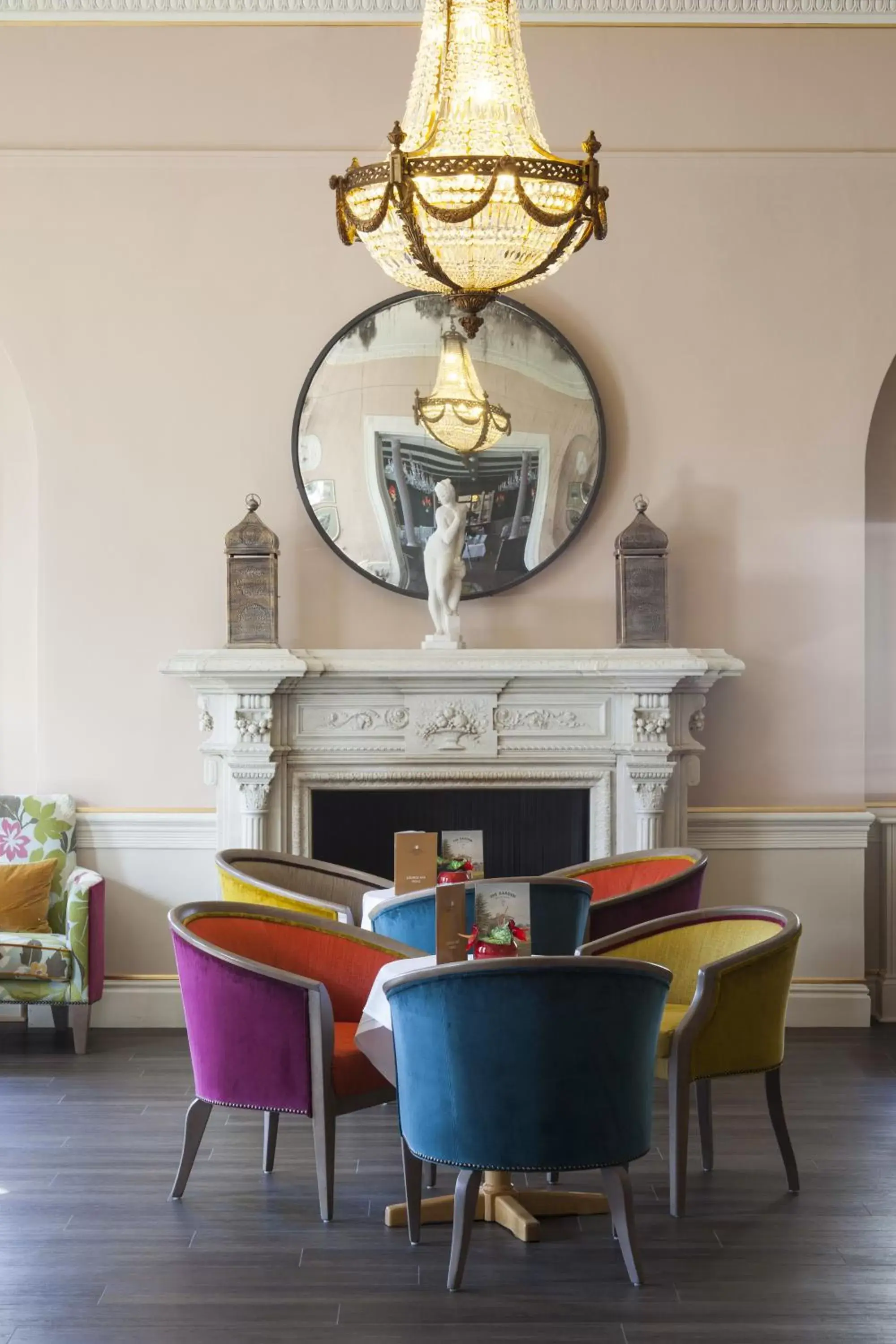 Lobby or reception in Bromley Court Hotel London Lobby or reception in Bromley Court Hotel London