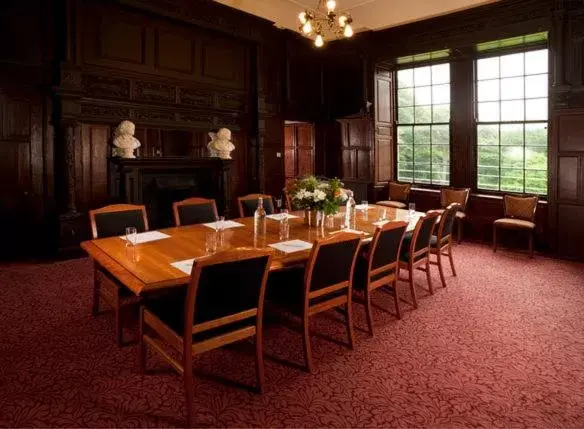 Meeting/conference room, Restaurant/Places to Eat in The Old Lodge