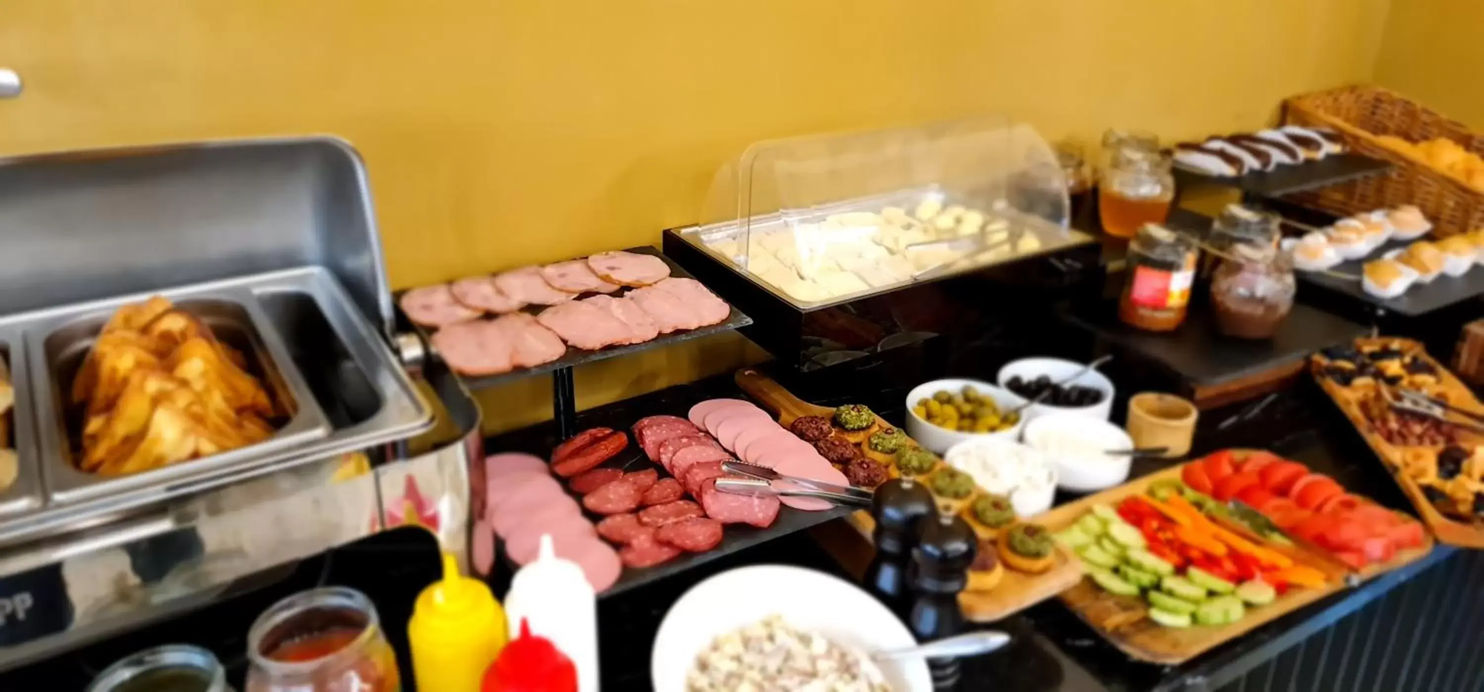 Buffet breakfast in Zemeli Boutique Hotel by DNT Group Buffet breakfast in Zemeli Boutique Hotel by DNT Group