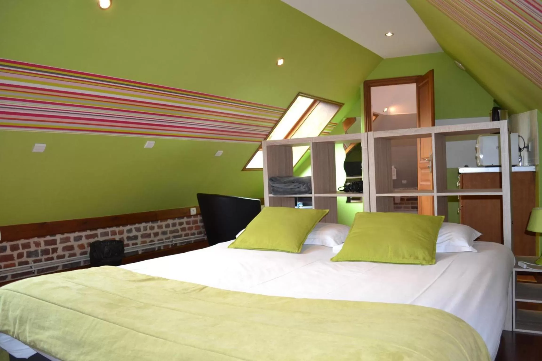 Bedroom, Bed in Le Domaine des Cigognes