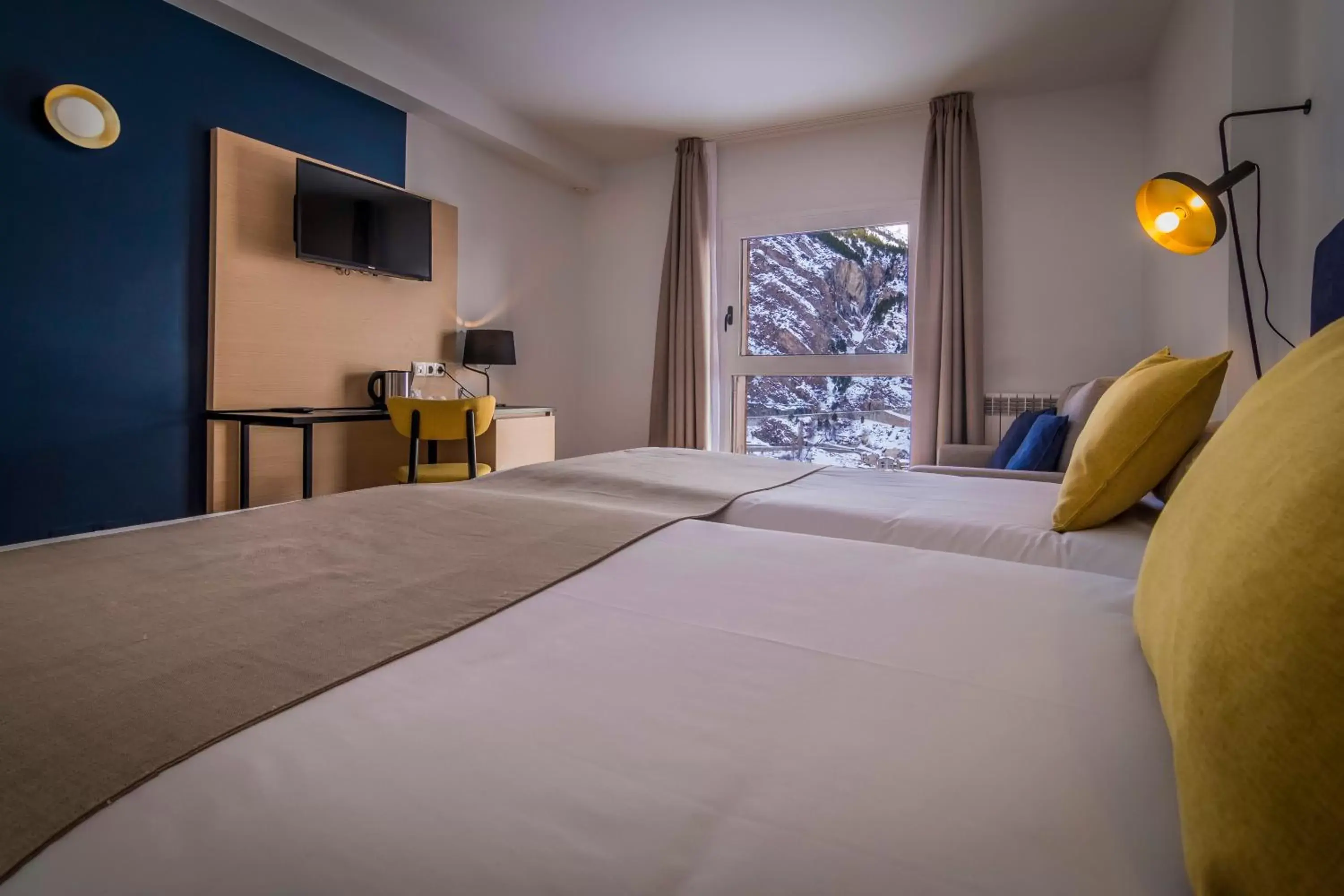 Mountain view, Bed in Hotel Roc Meler