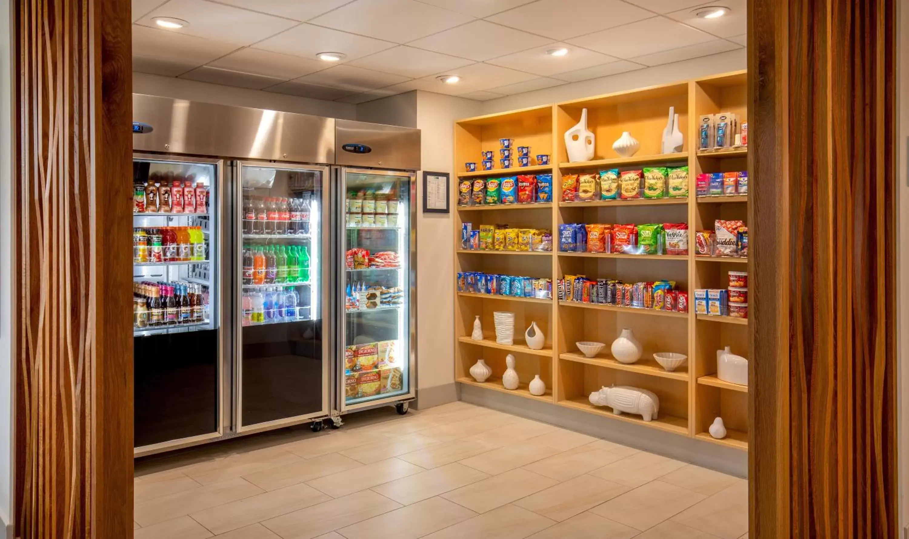 Decorative detail, Supermarket/Shops in Holiday Inn Express Chesapeake - Norfolk, an IHG Hotel