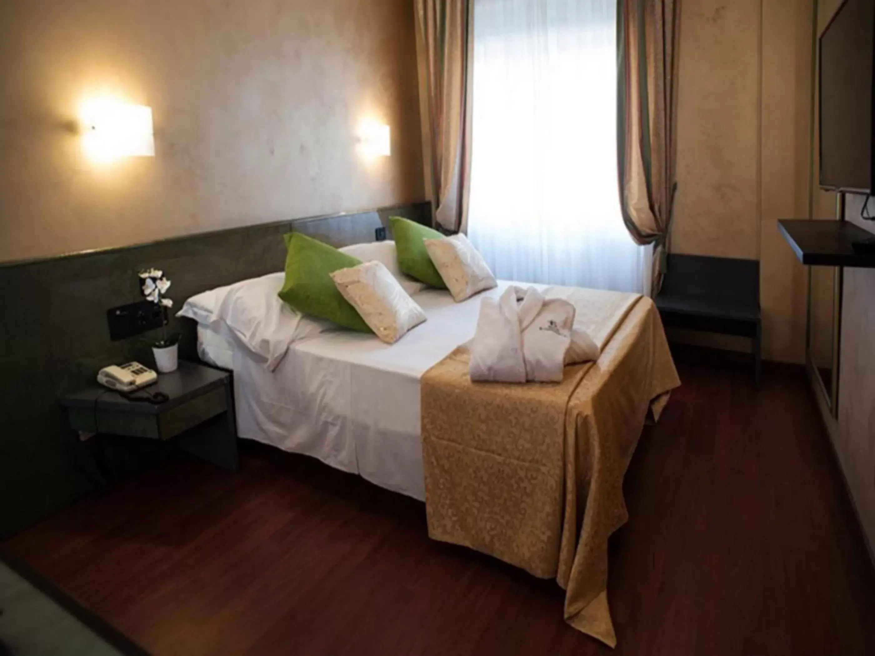 Photo of the whole room, Room Photo in Hotel il Castelletto