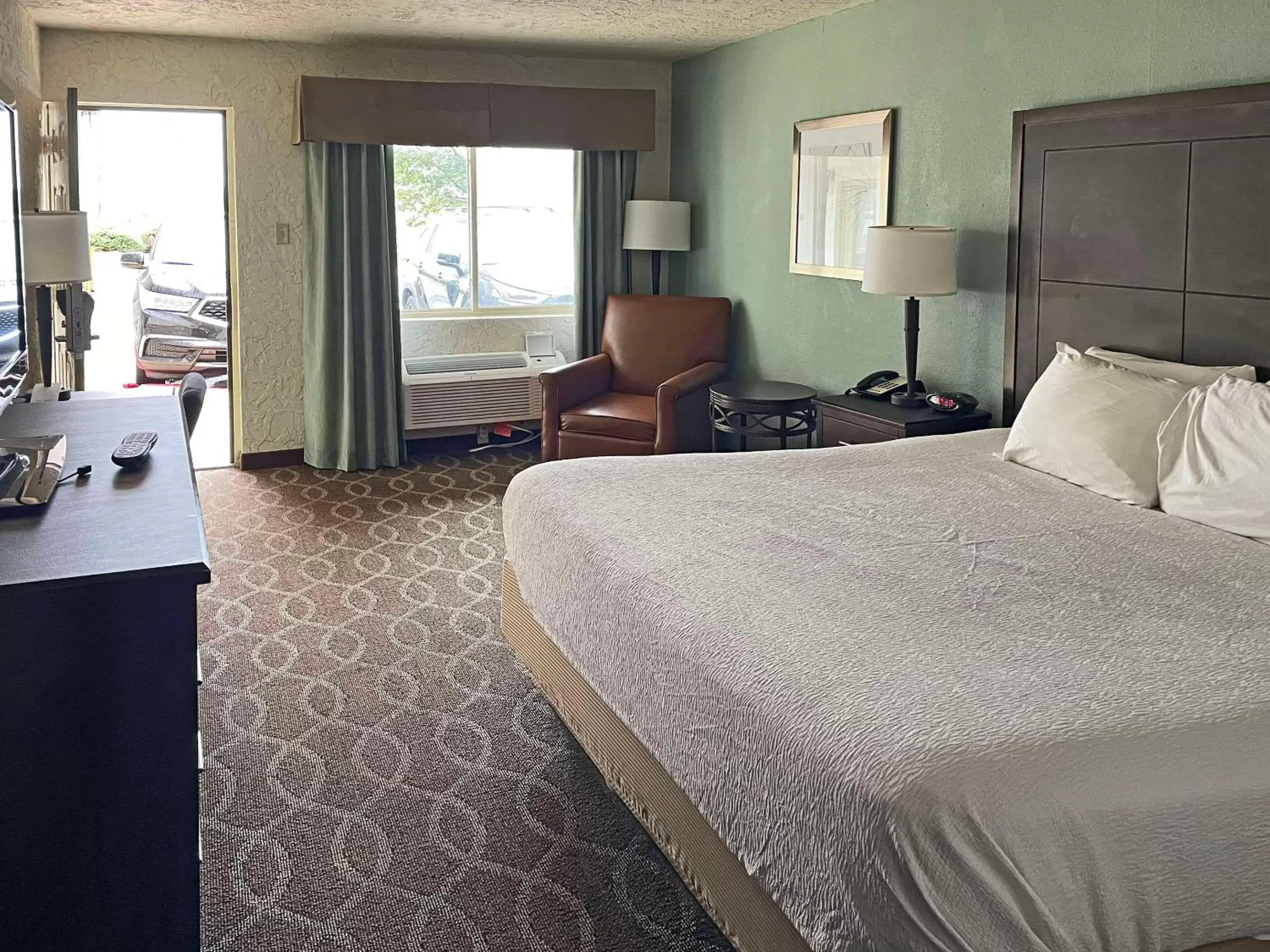 Bedroom, Bed in Quality Inn Clinton North Bedroom, Bed in Quality Inn Clinton North