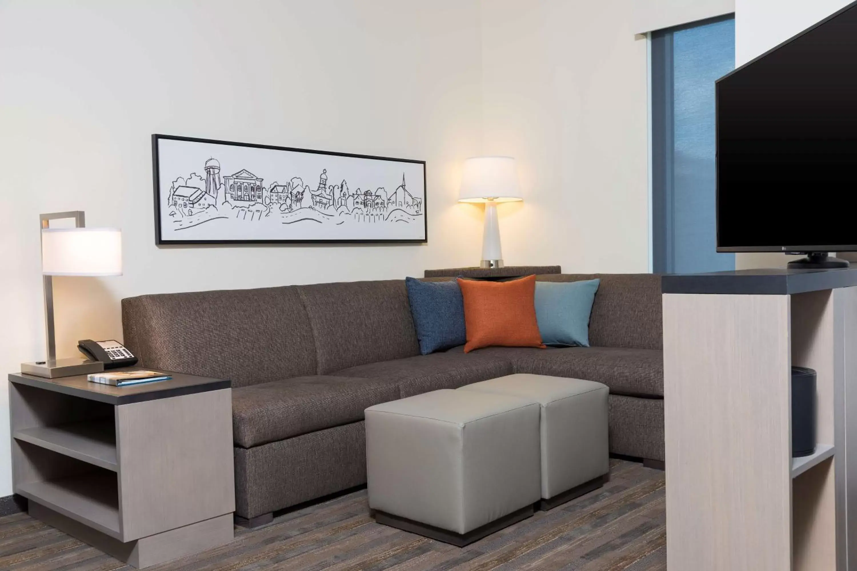 Photo of the whole room, Seating Area in Hyatt House Austin/Downtown