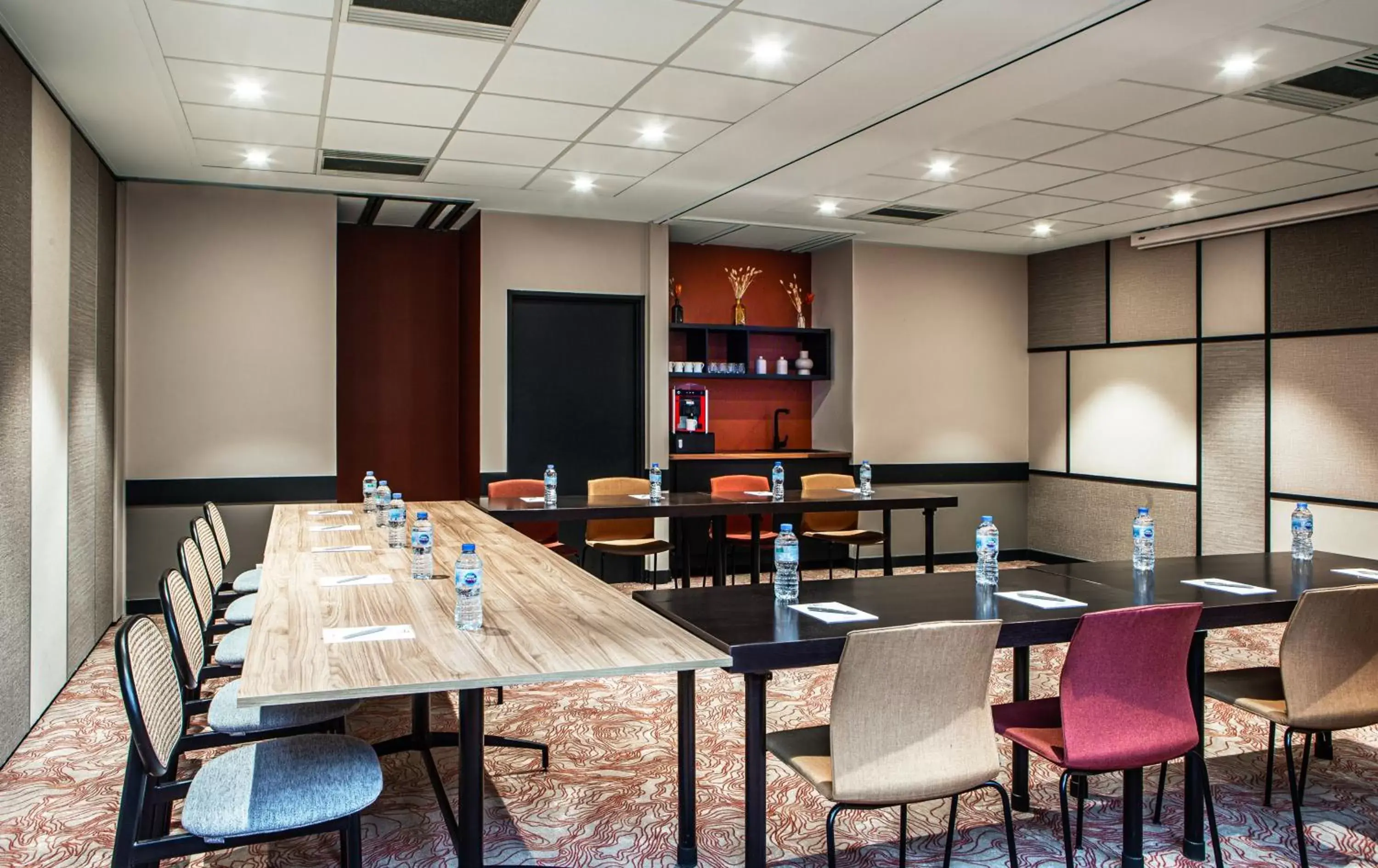 Meeting/conference room in Hotel Paris Boulogne
