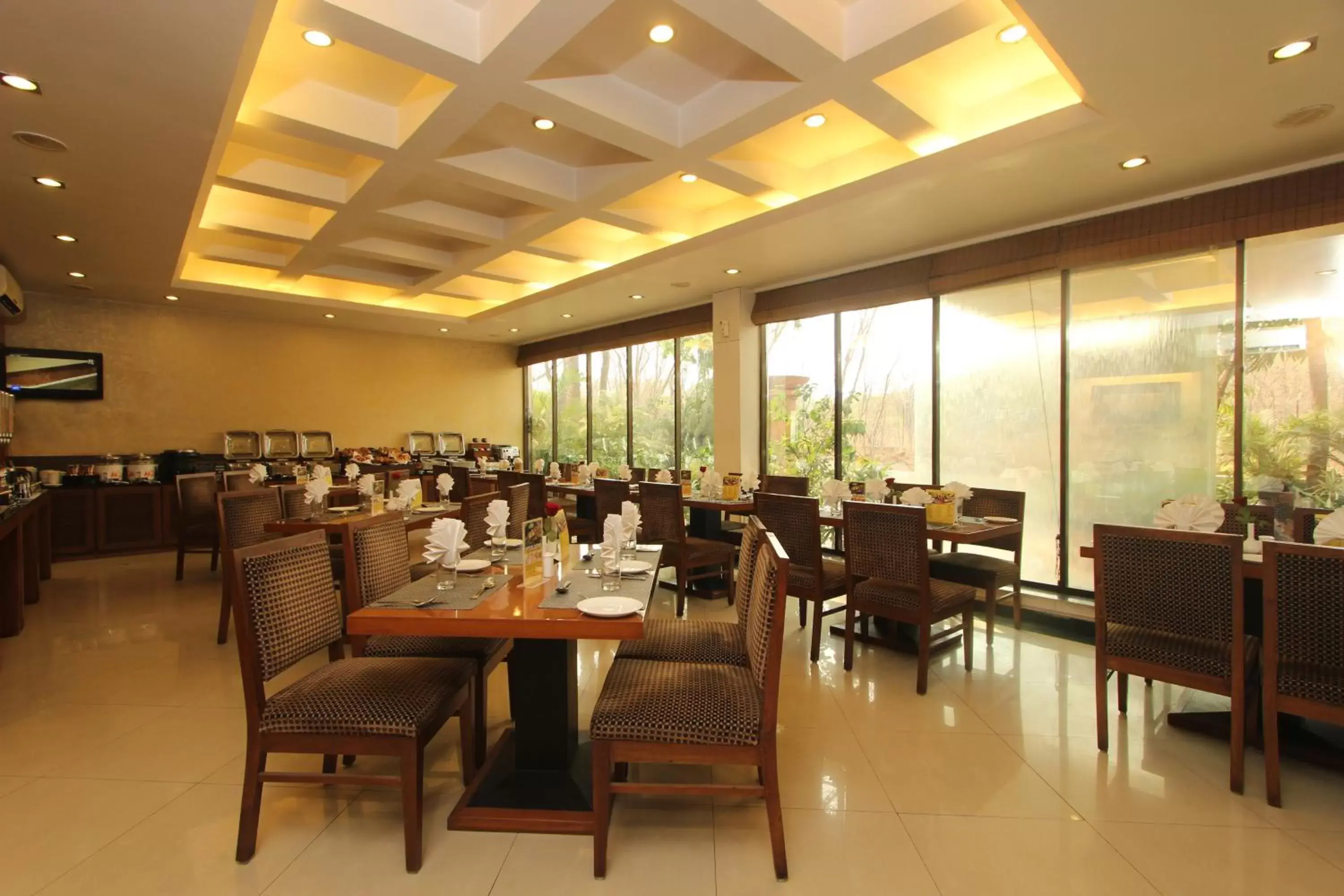Restaurant/places to eat in Hotel Phoenix Koregaon Park Restaurant/places to eat in Hotel Phoenix Koregaon Park