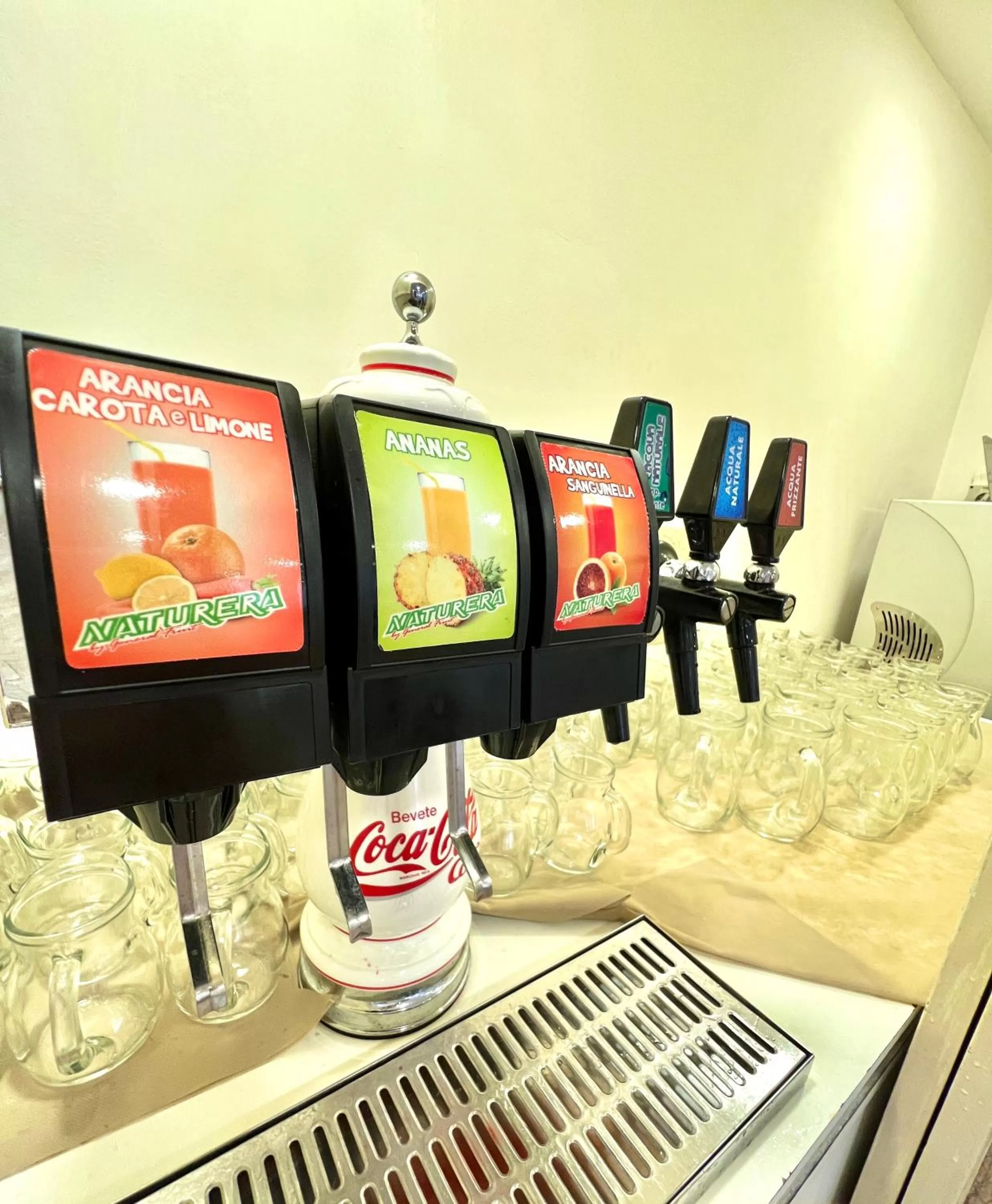 Breakfast in Hotel B&B Montecarlo