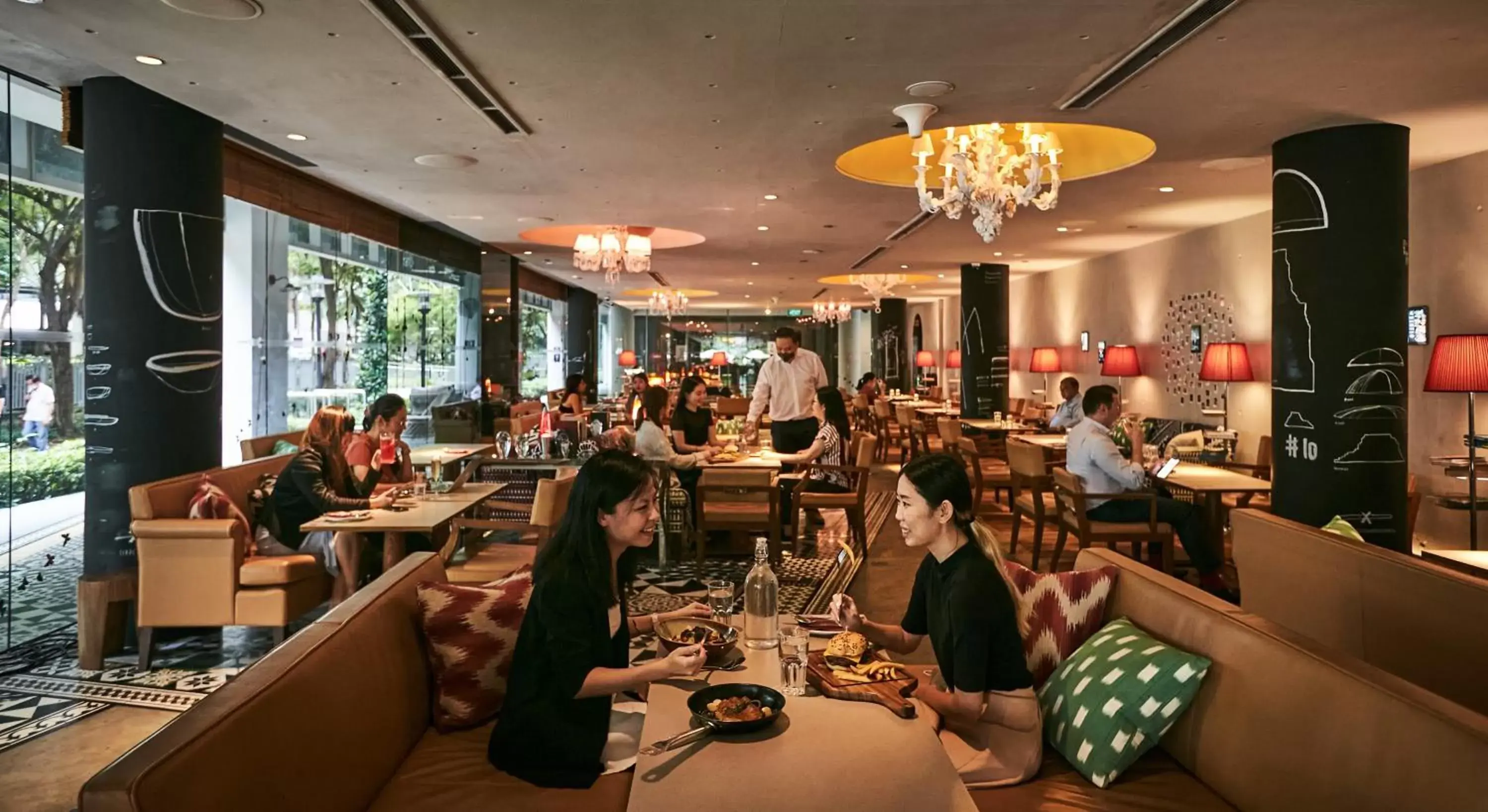 Restaurant/Places to Eat in M Social Singapore