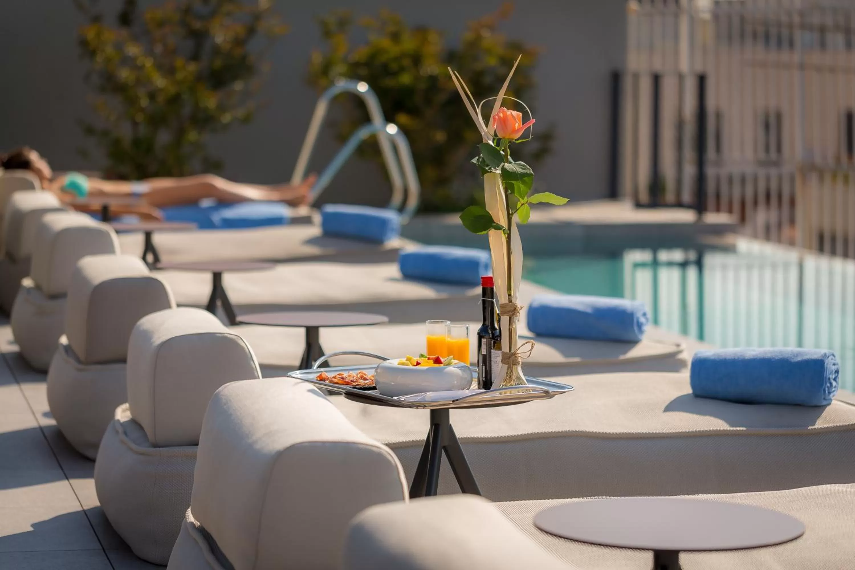 Swimming pool in Ohla Eixample