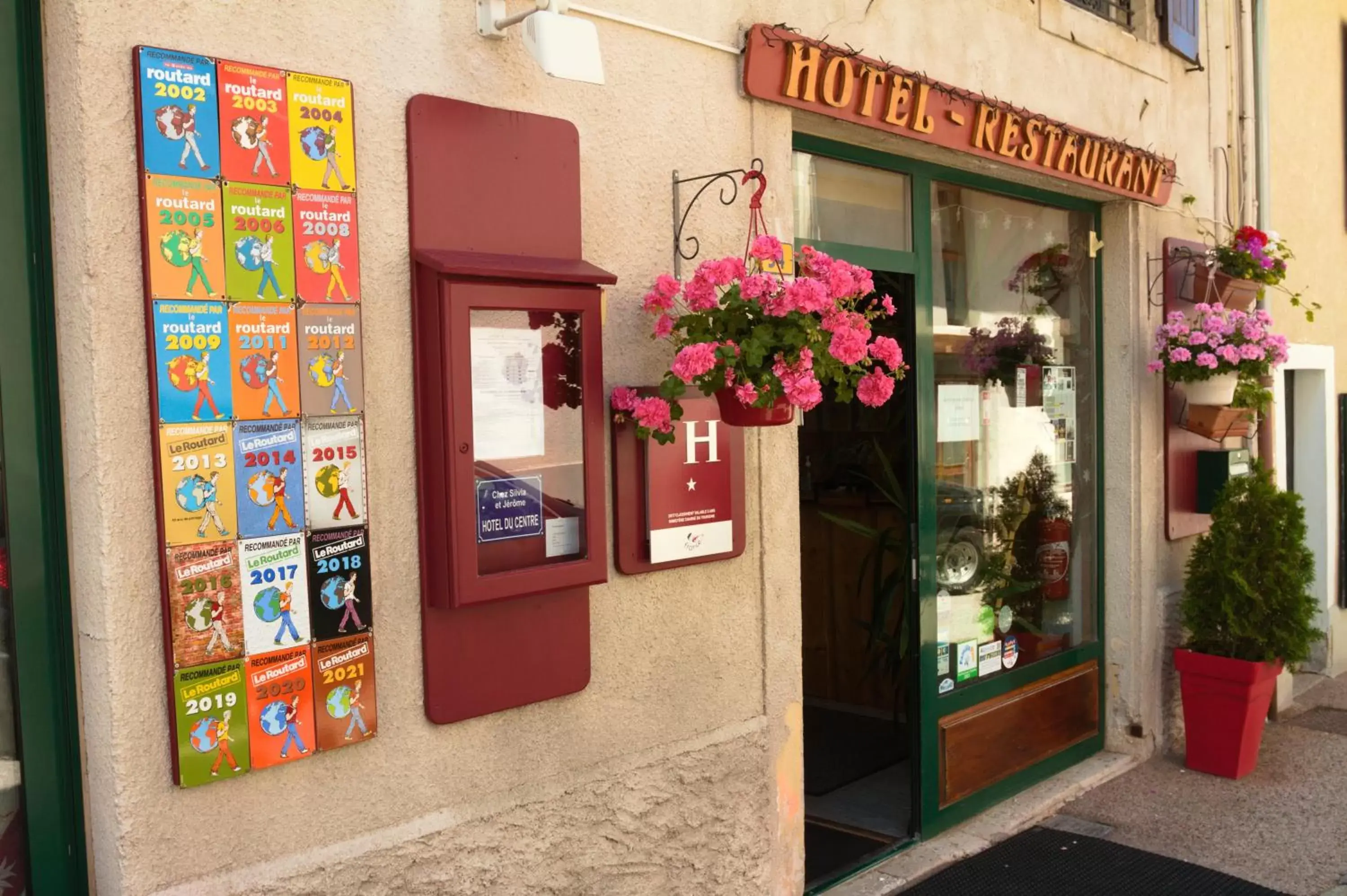 Supermarket/Shops in Hôtel du Centre