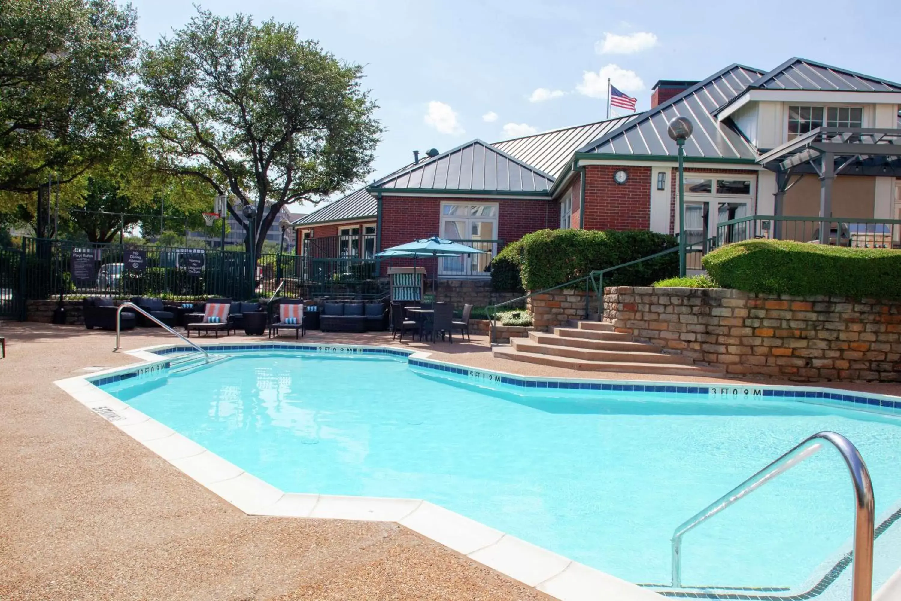 Pool view, Property Building in Homewood Suites by Hilton Dallas-Irving-Las Colinas