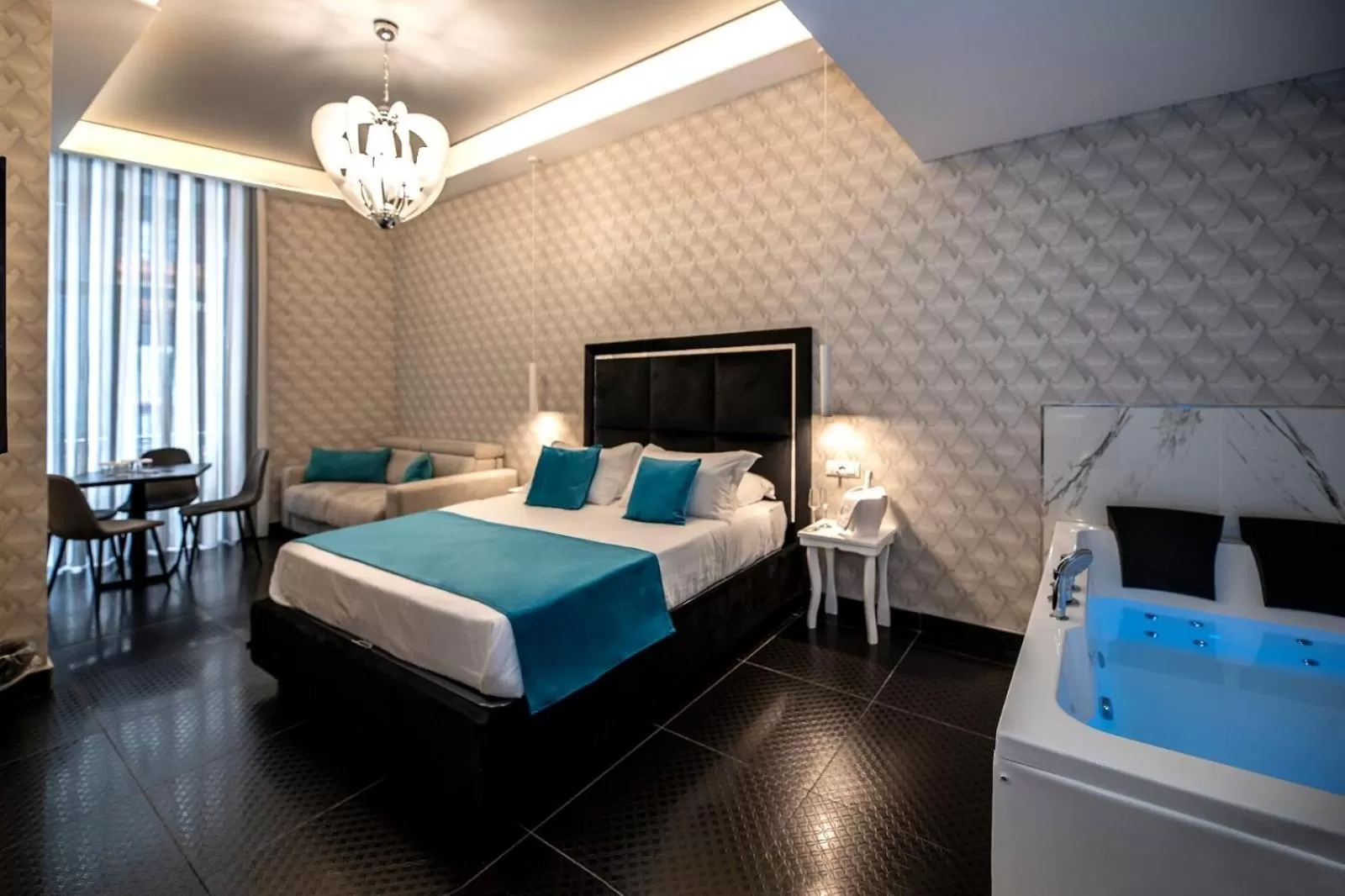 Bed in Luna Luxury Bed and Breakfast