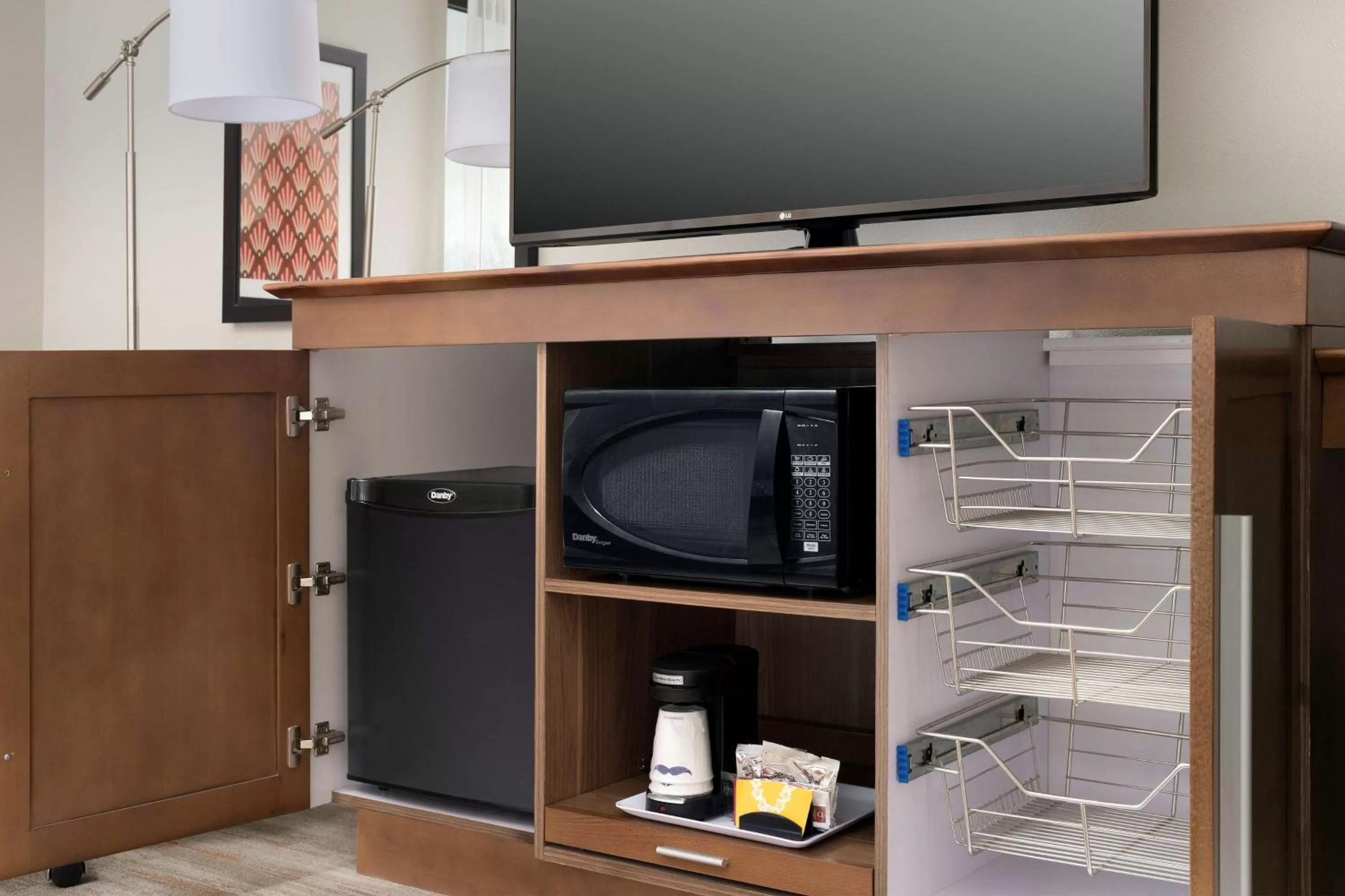 Bedroom in Hampton Inn & Suites San Antonio Lackland AFB SeaWorld