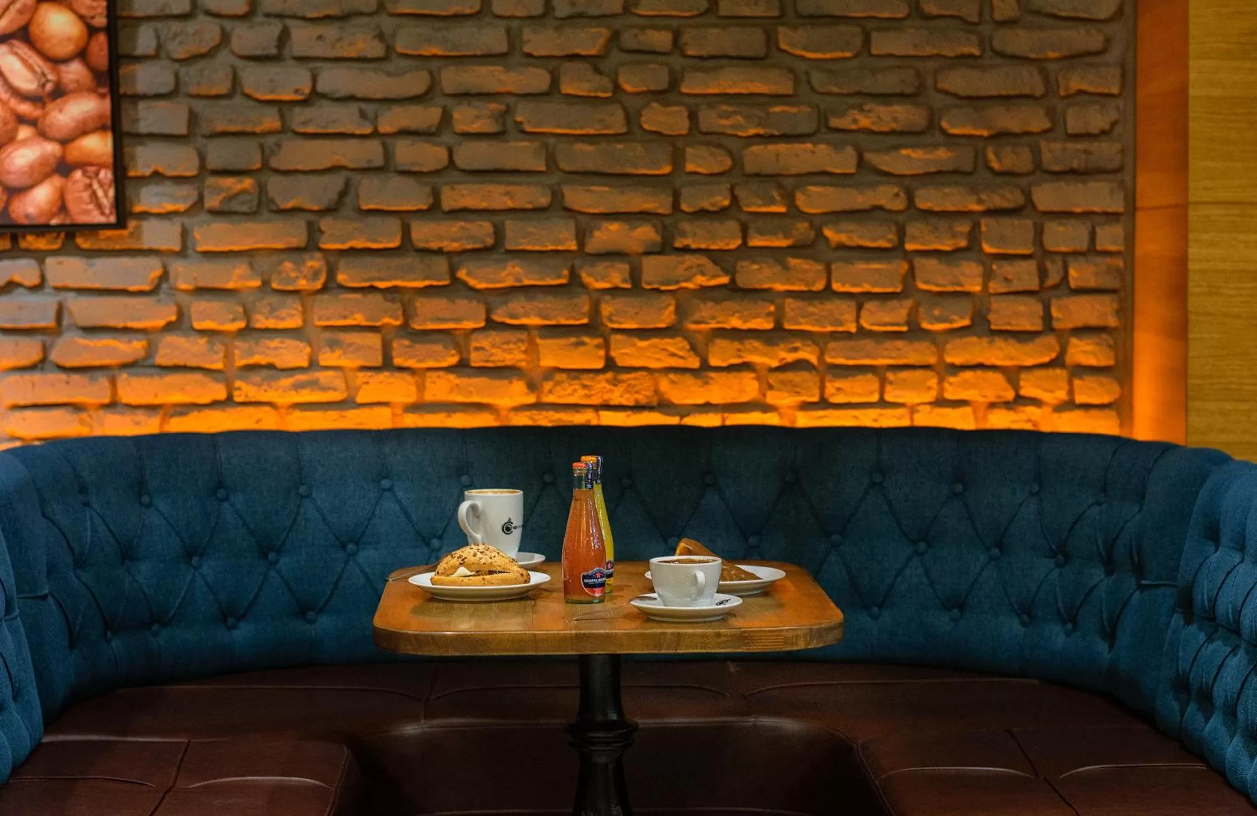 Restaurant/places to eat in Hotel Bossuite Kadikoy