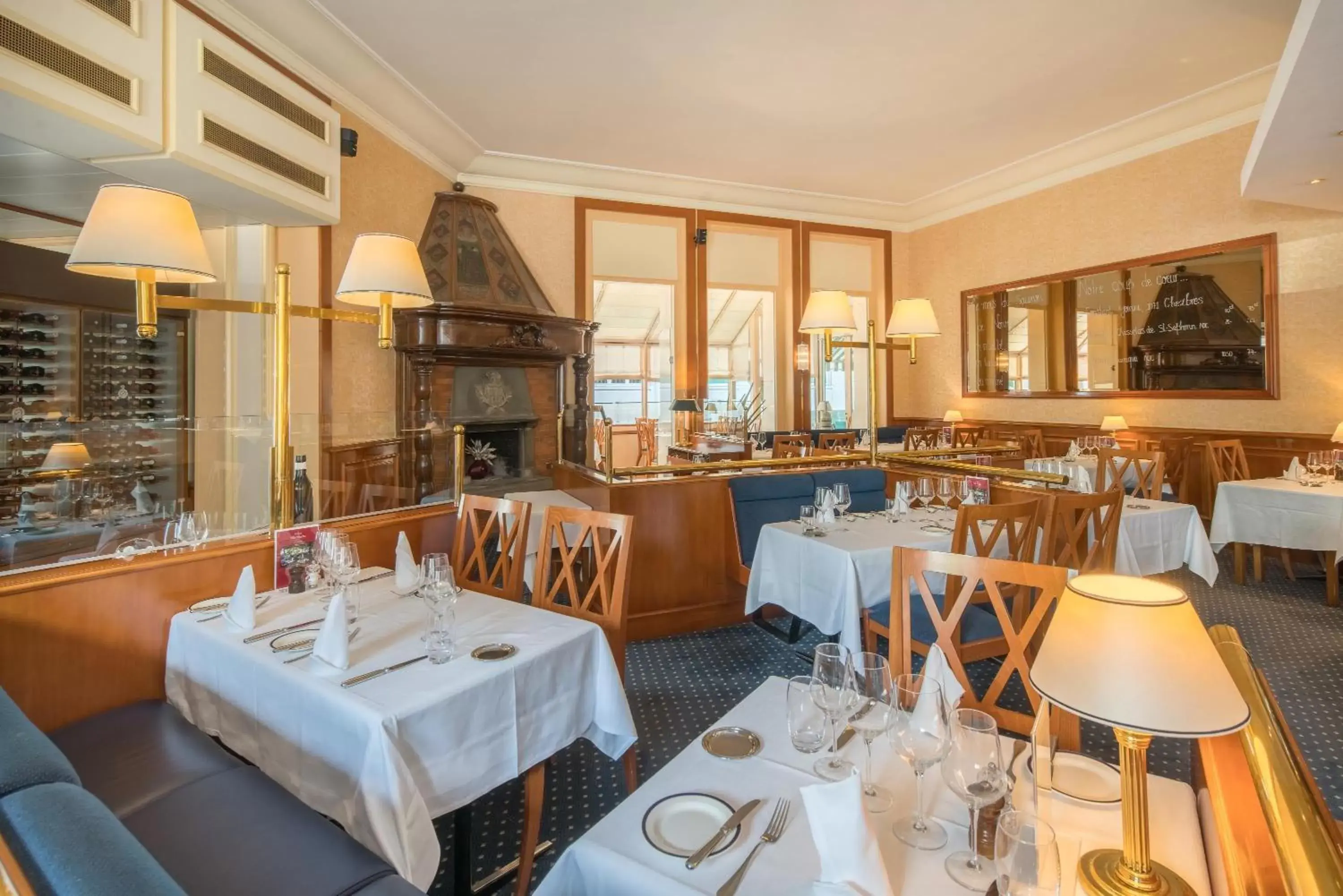 Meals, Restaurant/Places to Eat in Best Western Plus Hotel Mirabeau