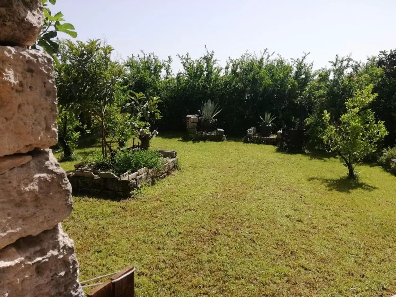 Property building, Garden in B&B La Seta Rossa