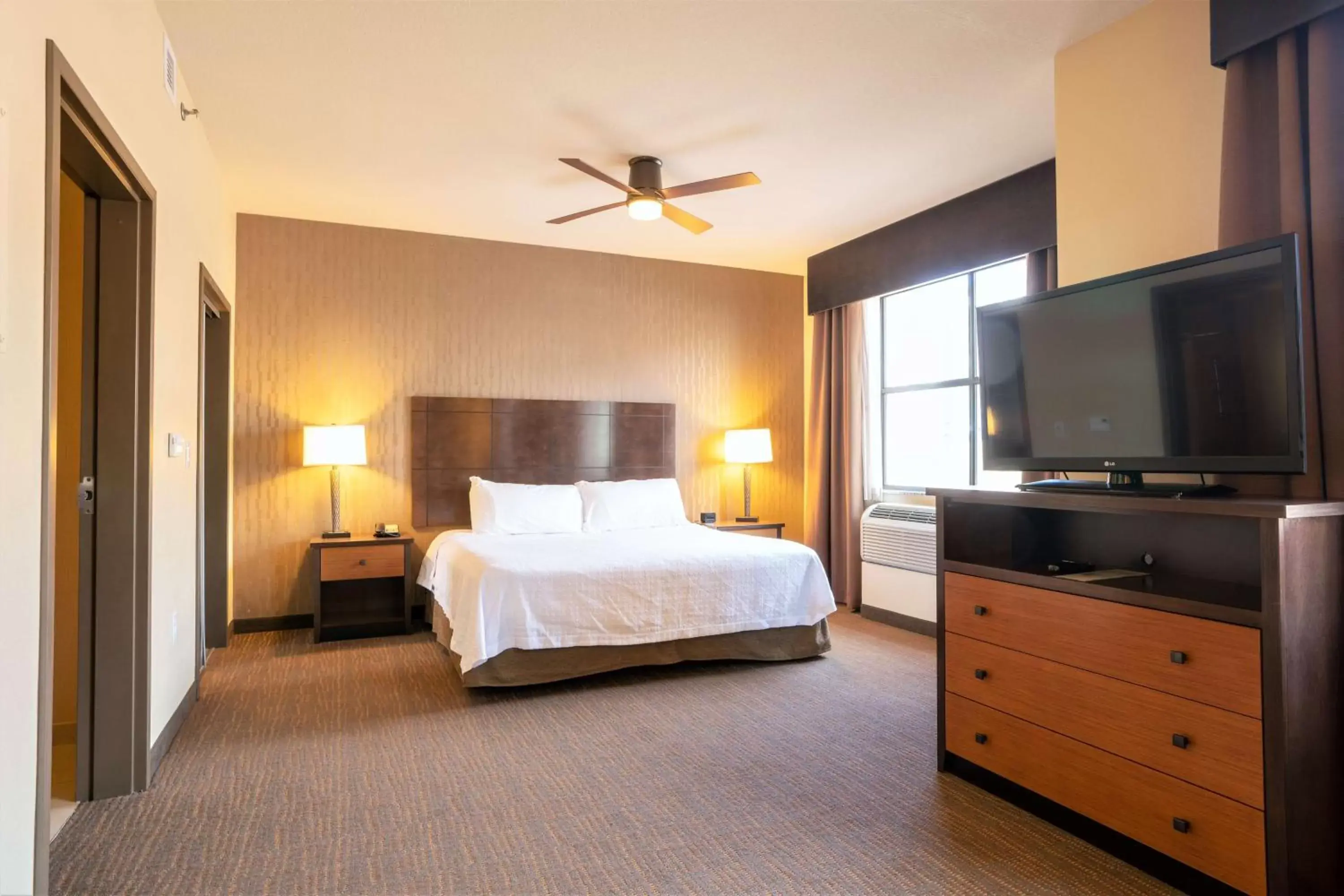 Bedroom, Bed in Homewood Suites by Hilton, Durango