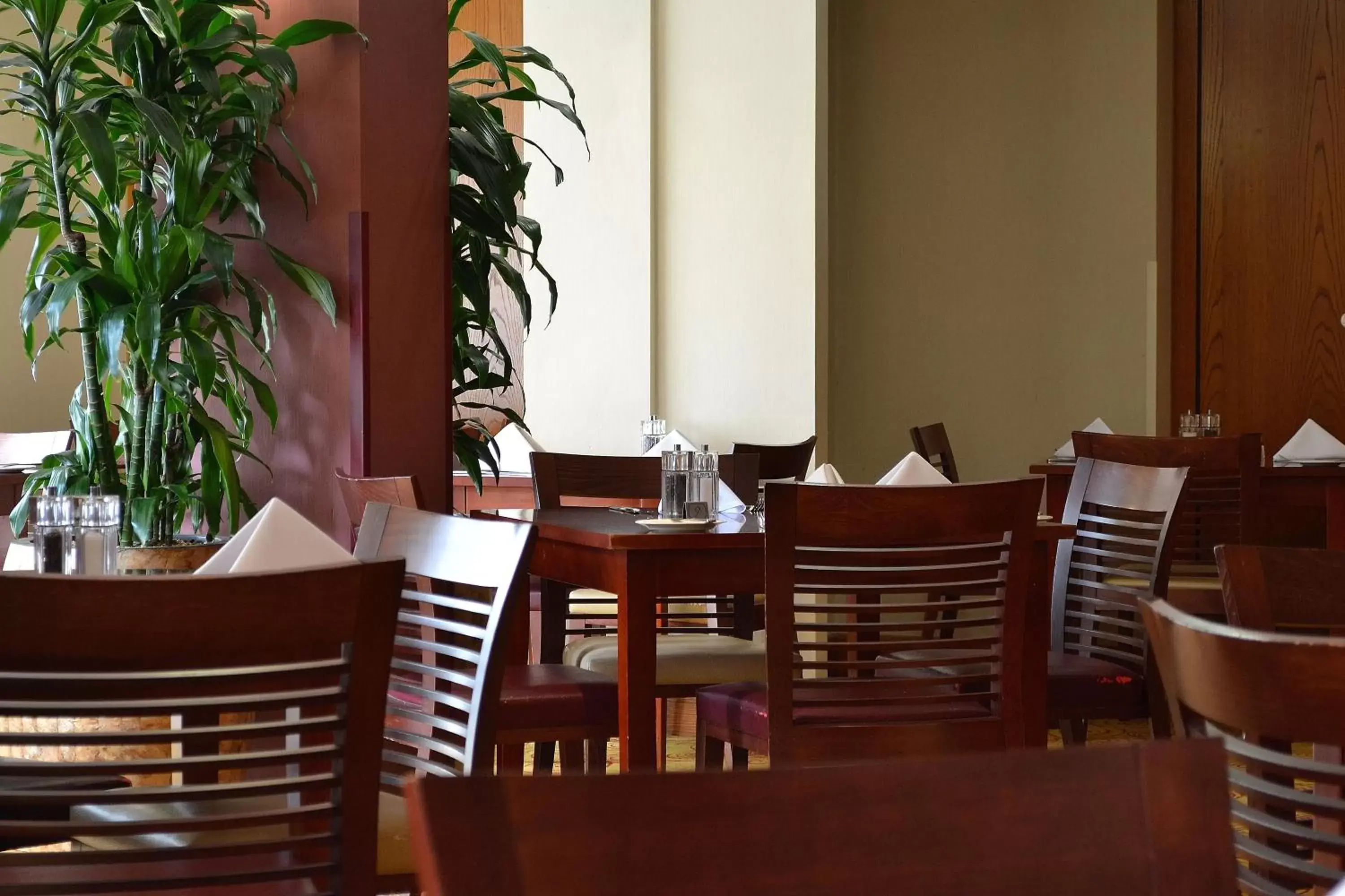 Restaurant/Places to Eat in Holiday Inn Northampton, an IHG Hotel