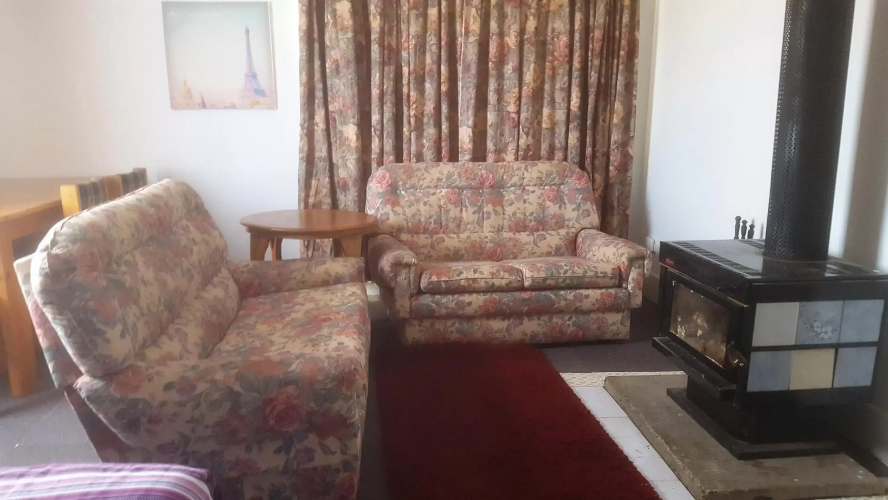 Seating Area in Clunes Motel