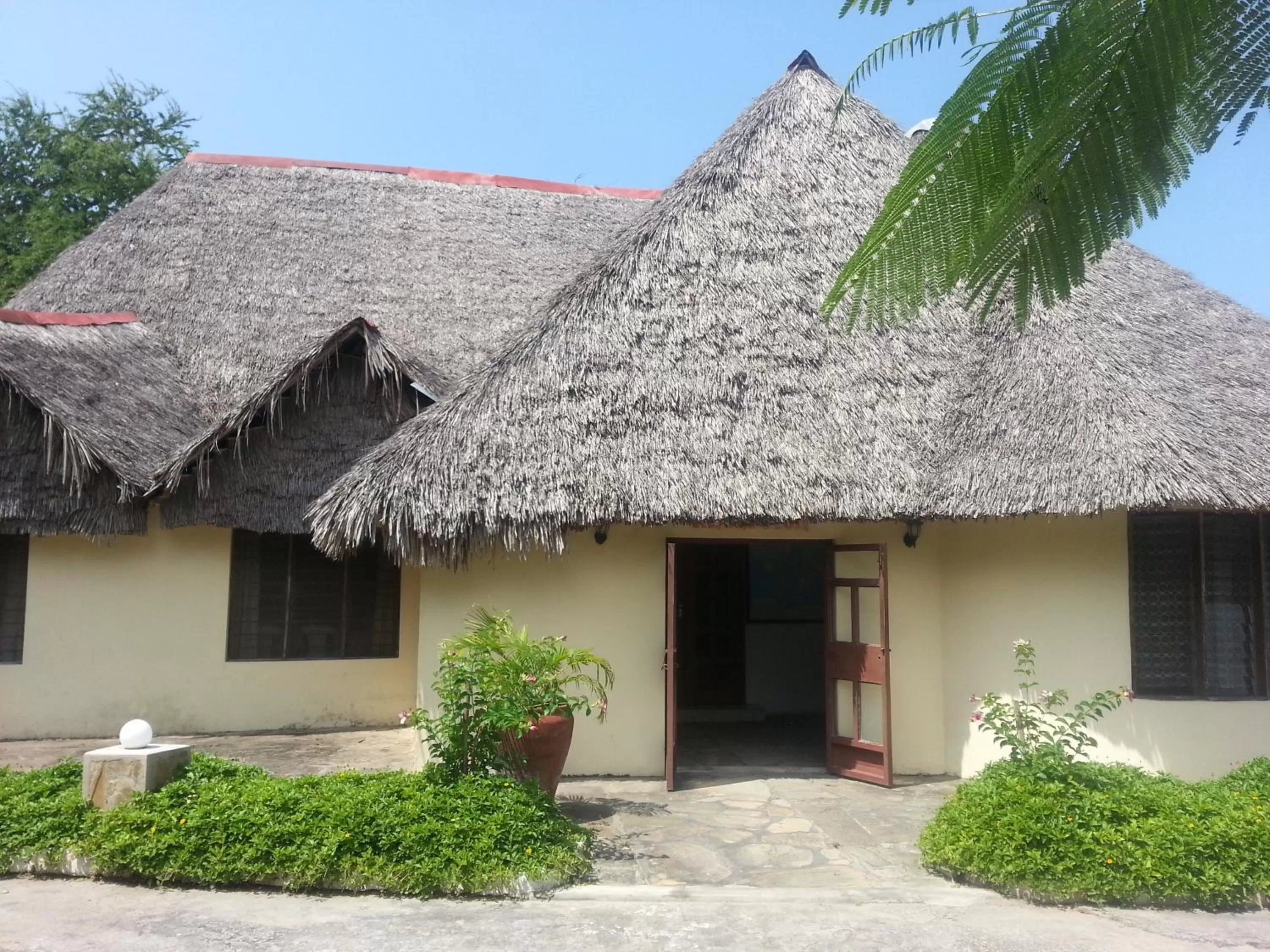 Makuti Villas Resort