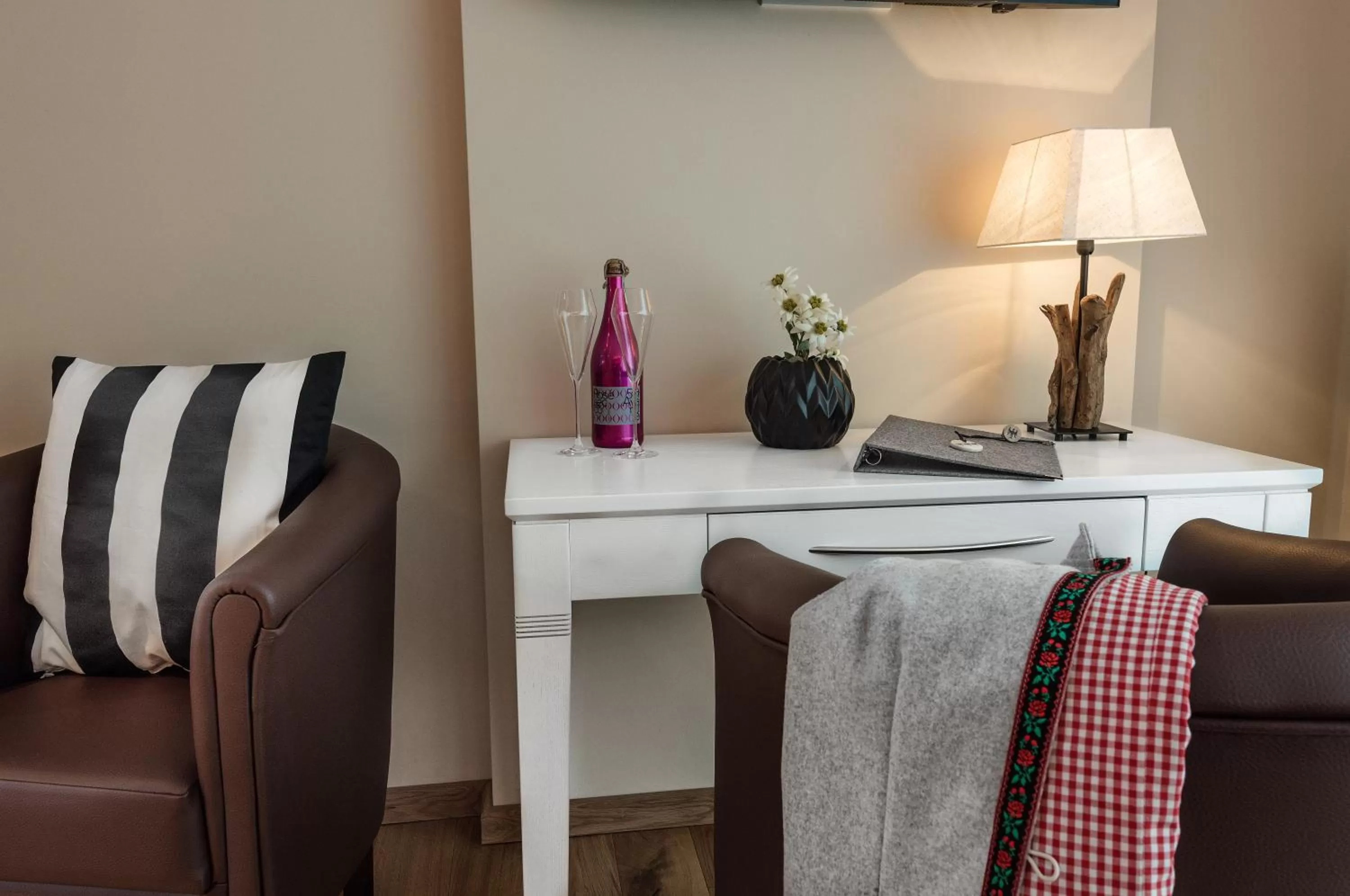 Seating area in Hotel dasMEI