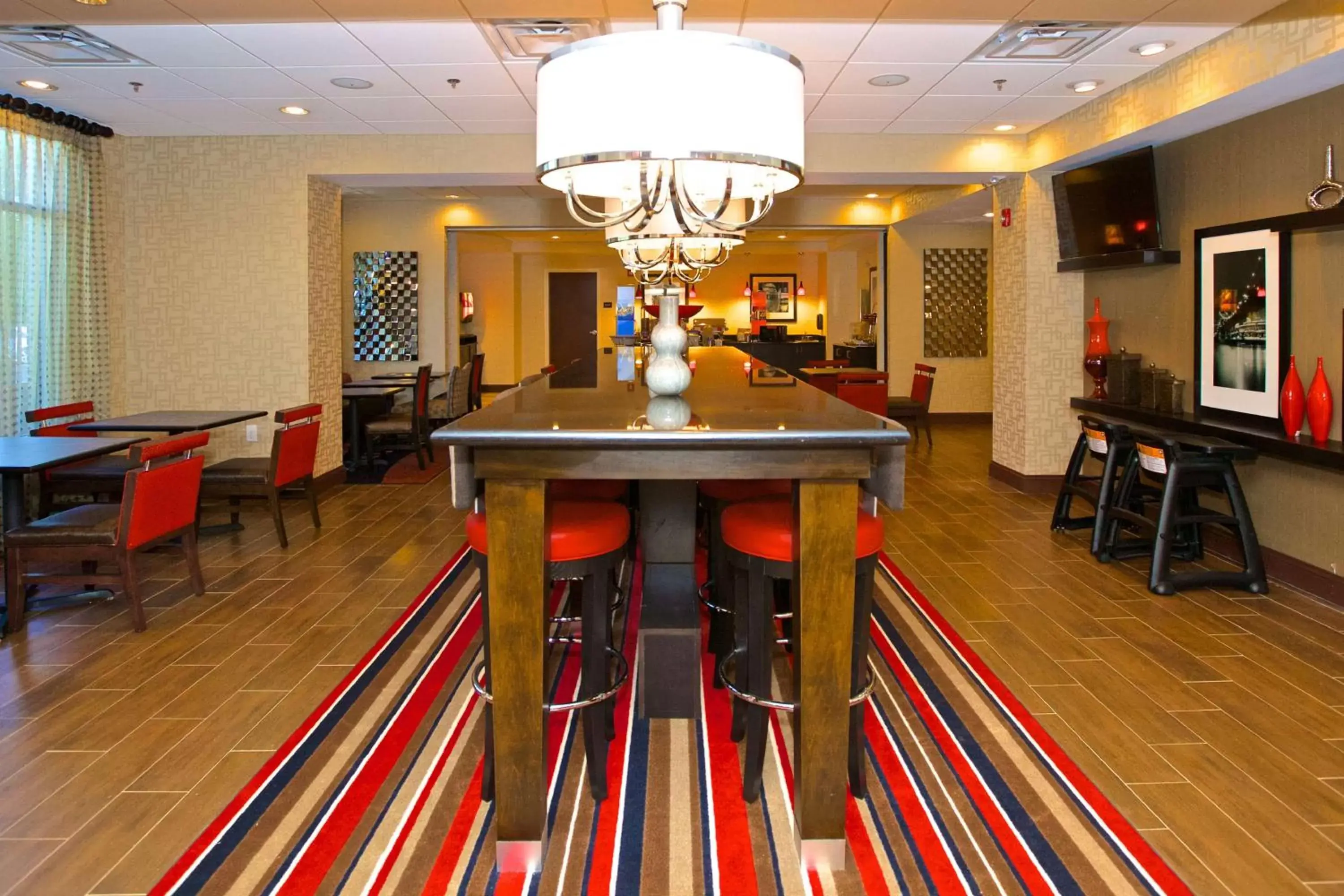Lobby or reception, Lounge/Bar in Hampton Inn Atlanta McDonough