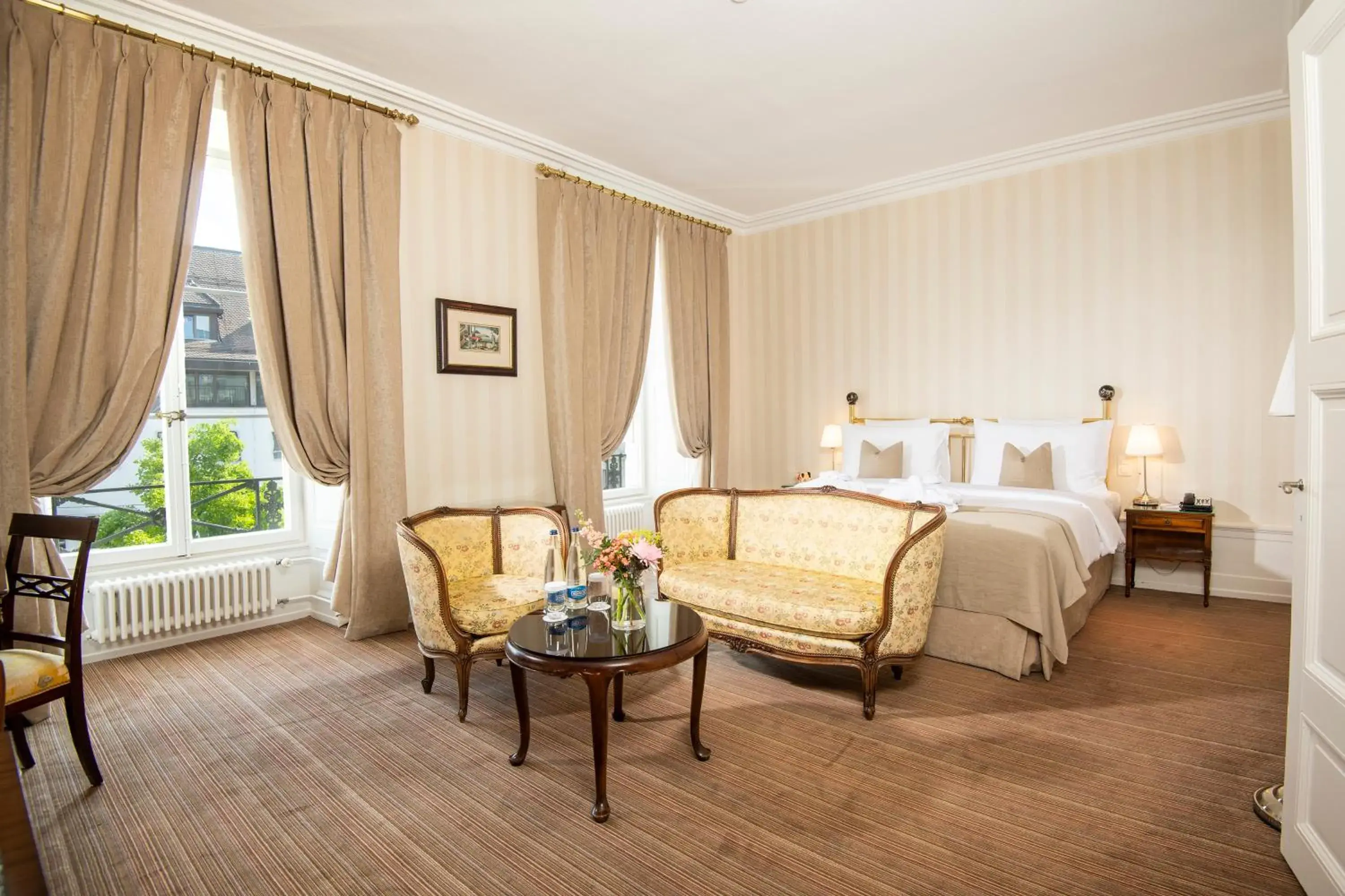 Photo of the whole room in Hotel Des Trois Couronnes & Spa - The Leading Hotels of the World