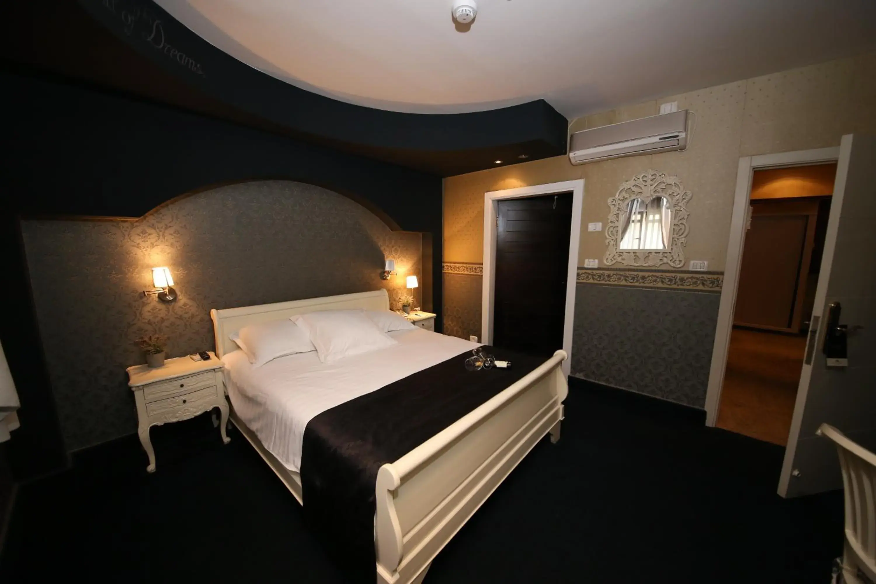 Superior Double Room - single occupancy in Villa Carmel Boutique Hotel