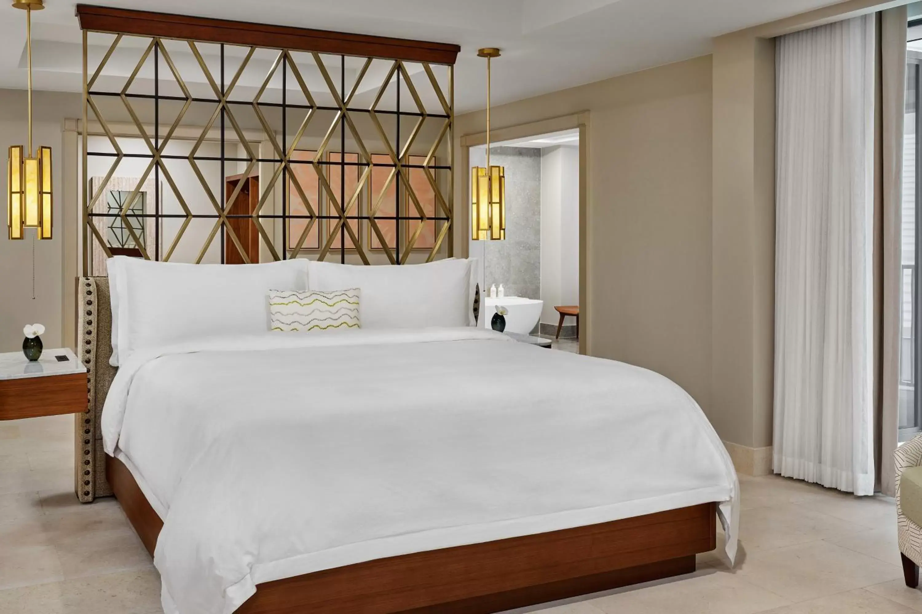 Bedroom, Bed in The St Regis Bermuda Resort