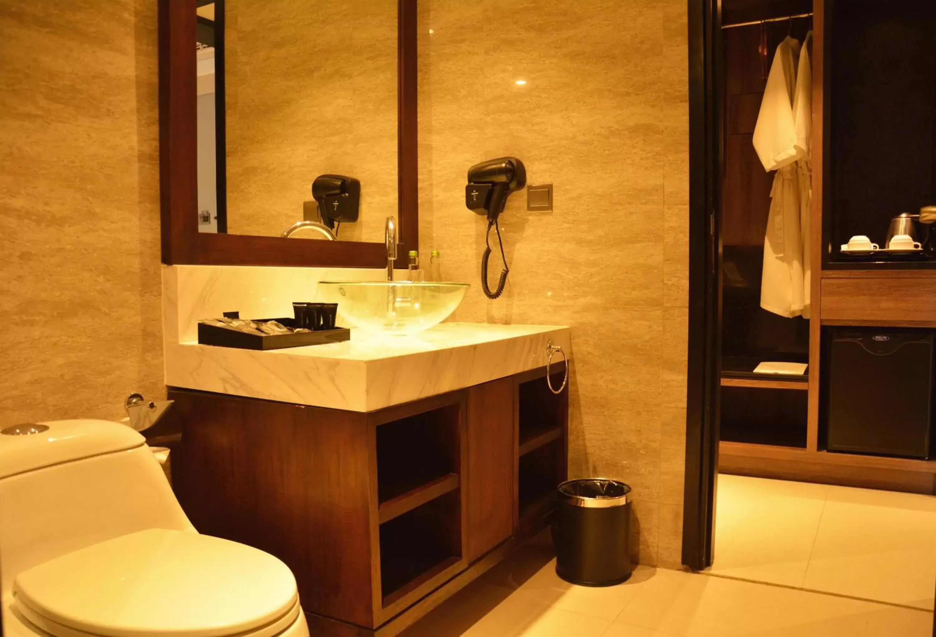 Shower, Bathroom in The Nest Hotel Nusa Dua
