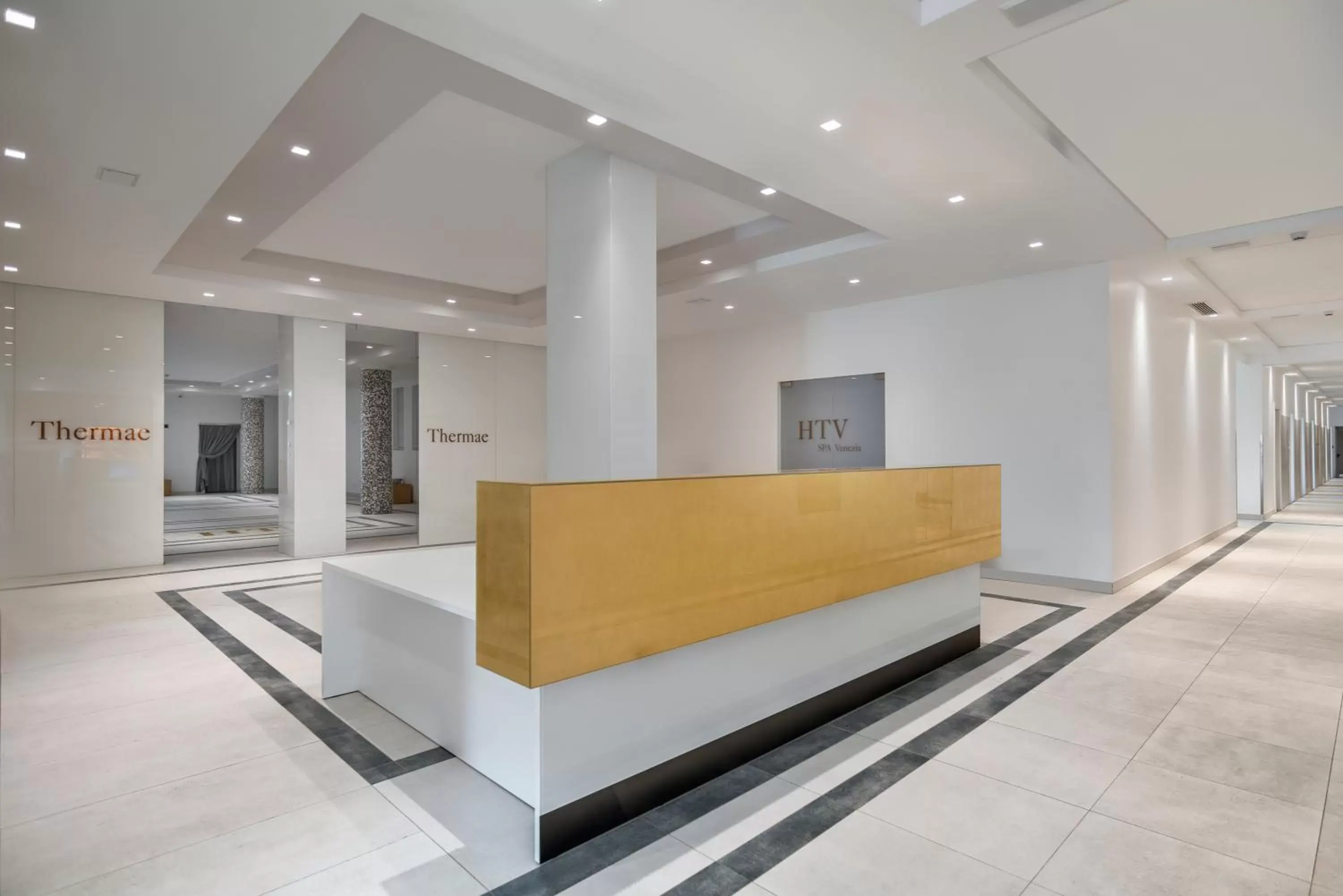 Lobby or reception in Hotel Terme Venezia Lobby or reception in Hotel Terme Venezia