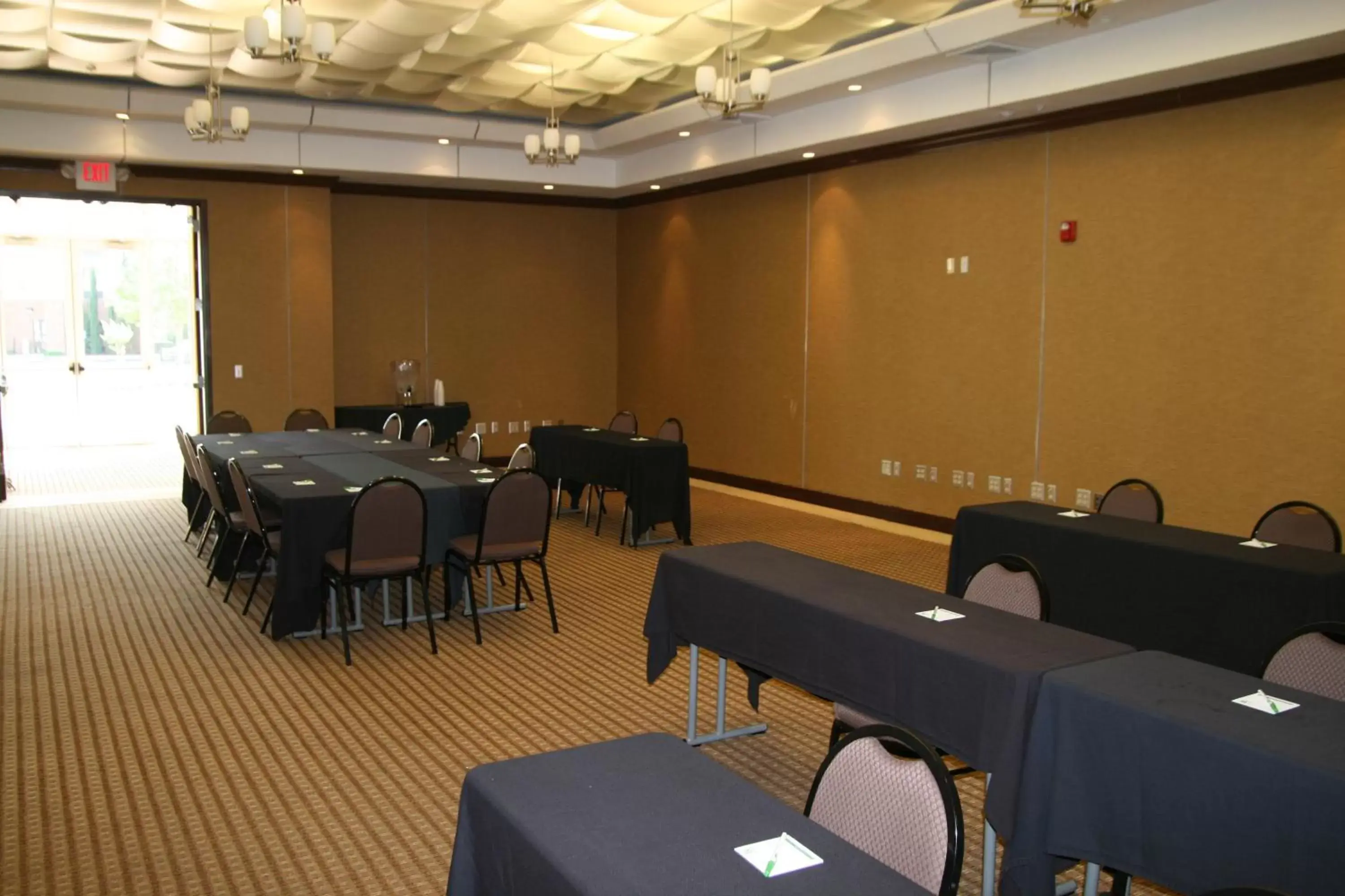 Meeting/conference room in Holiday Inn Macon North, an IHG Hotel