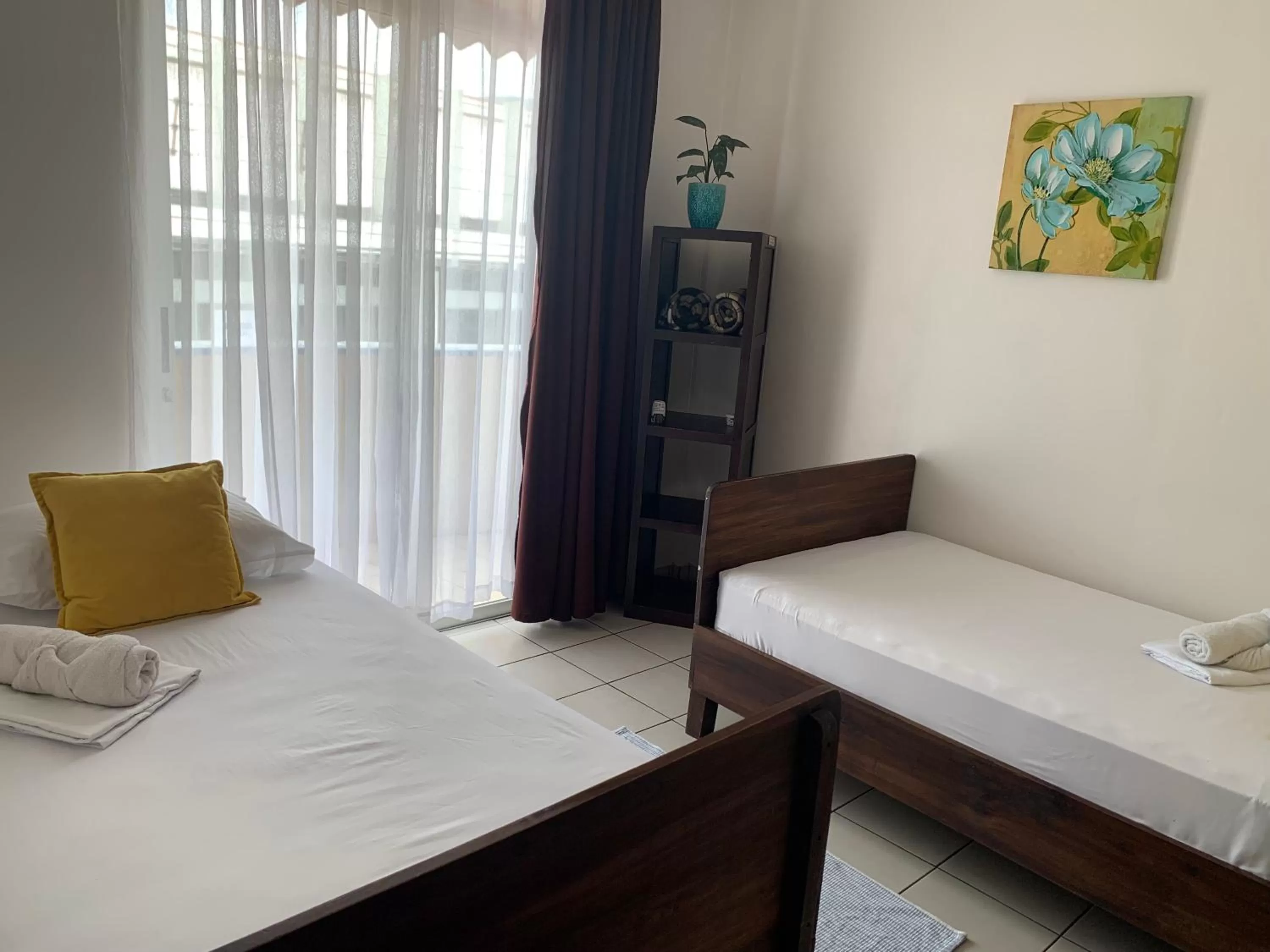 Twin Room with Private Bathroom in Boutique Hotel Casa de Lis, Turrialba