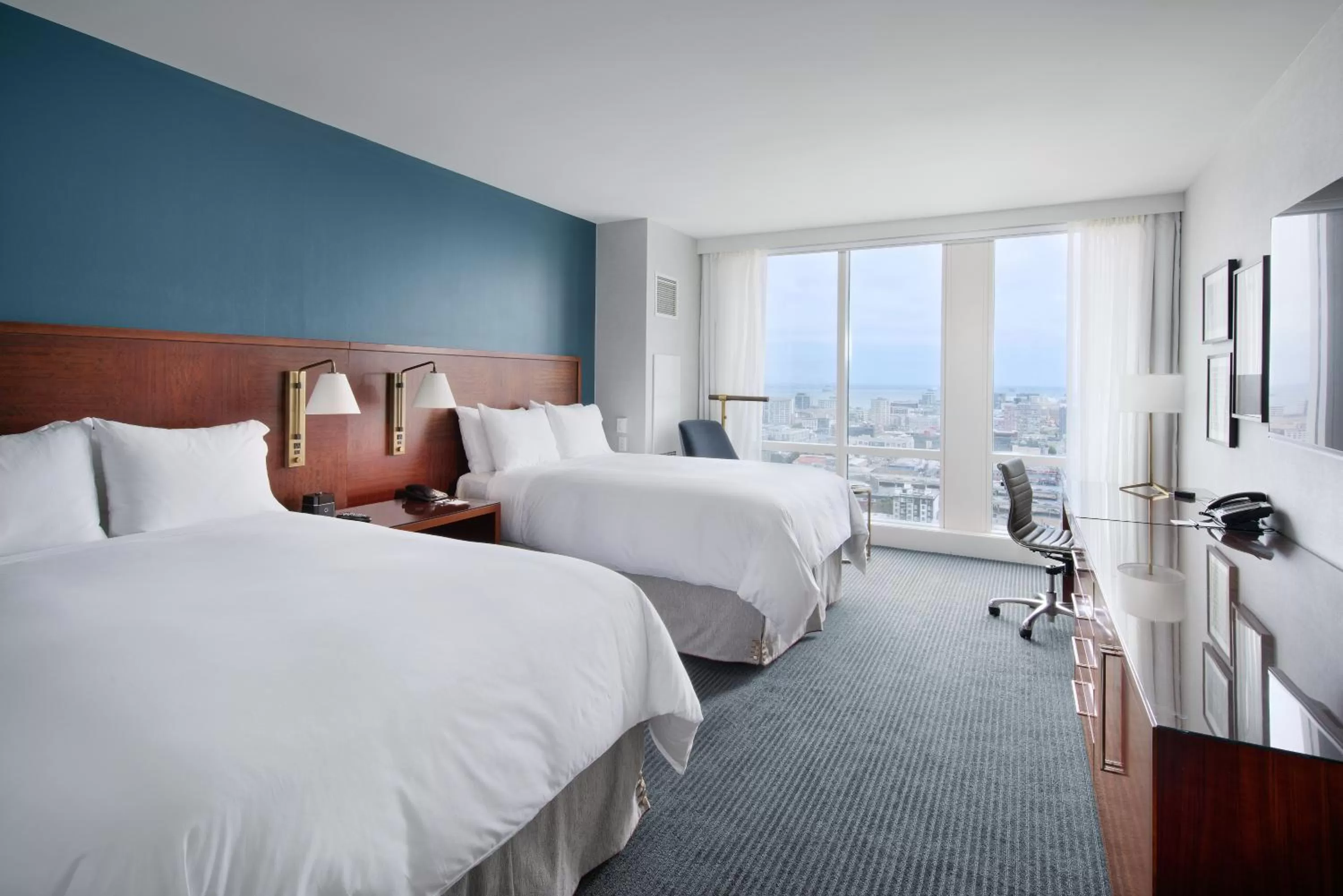 Bedroom, Bed in InterContinental San Francisco by IHG