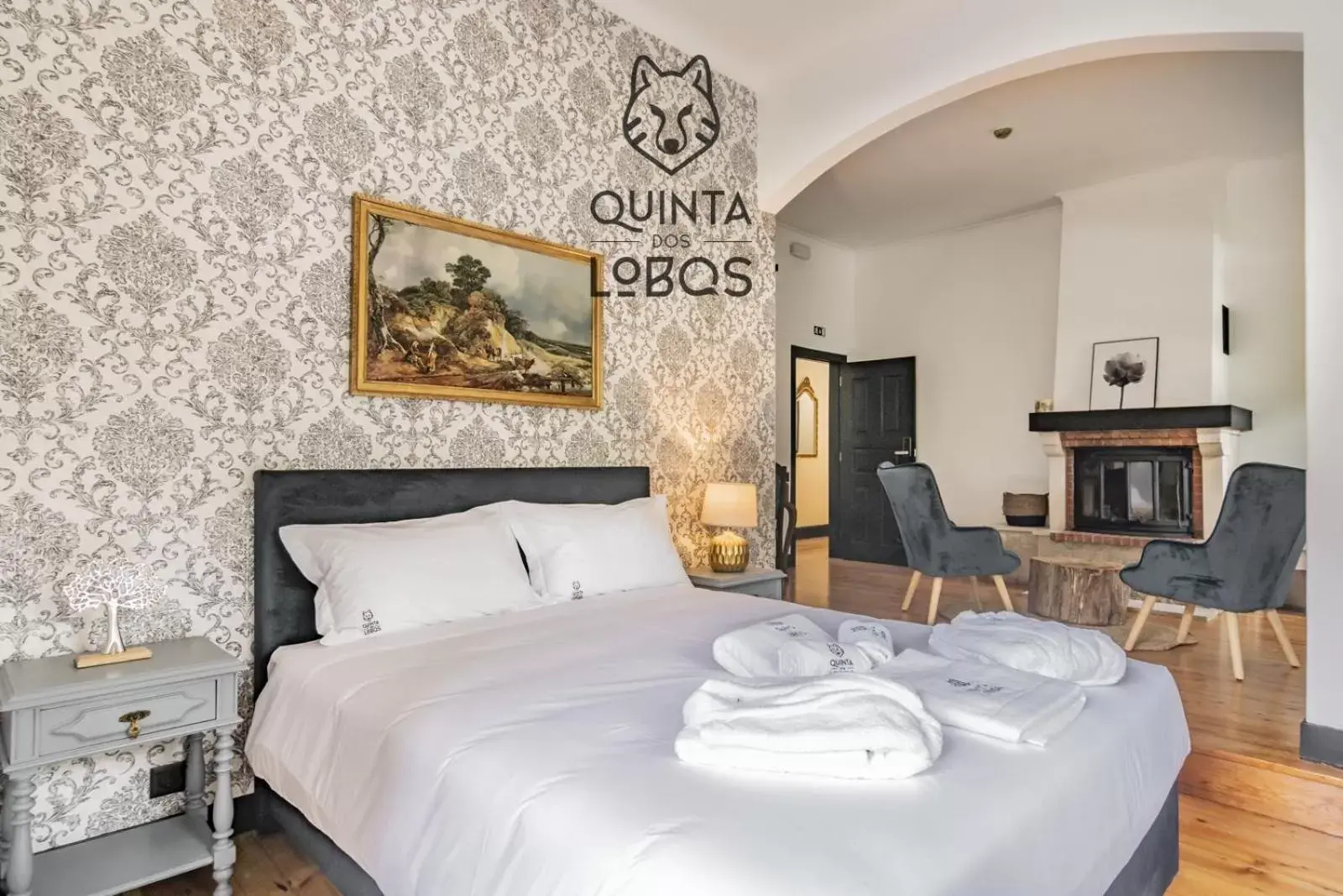 Bedroom, Bed in Quinta dos Lobos Boutique Hotel - Art & Nature Experience