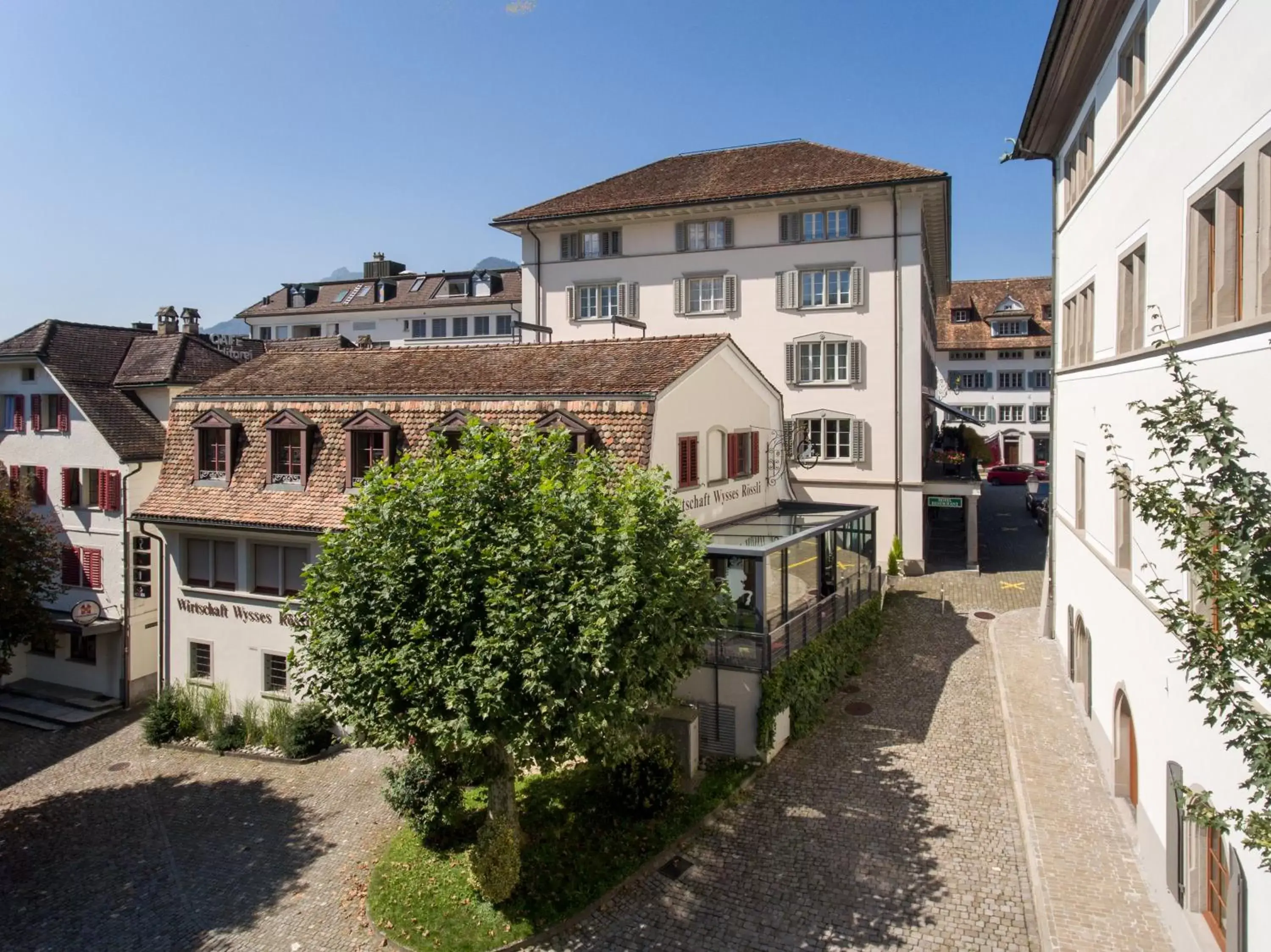 Property building in Wysses Rössli Swiss Quality Hotel