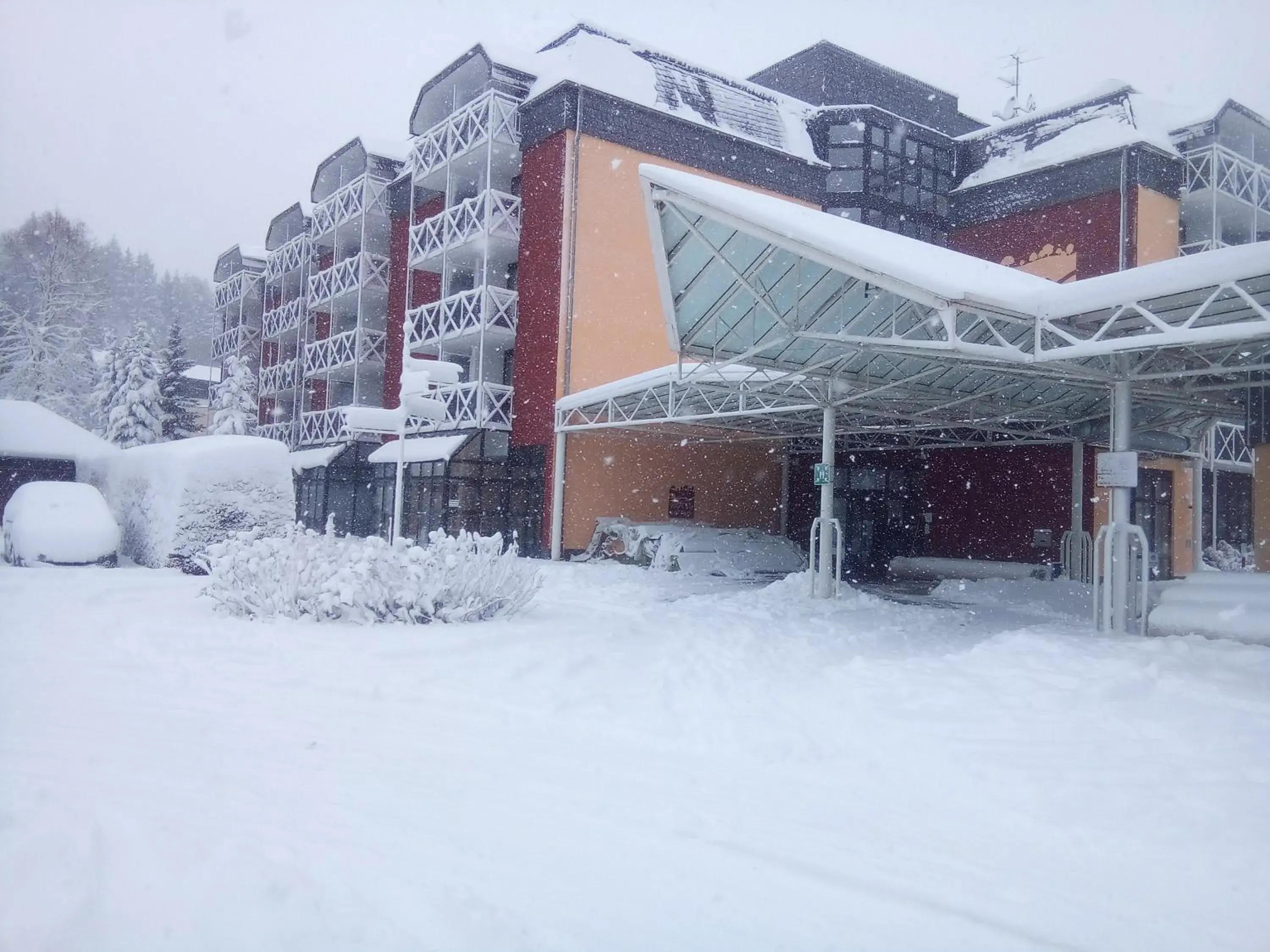 Winter, Property Building in Hotel am Park