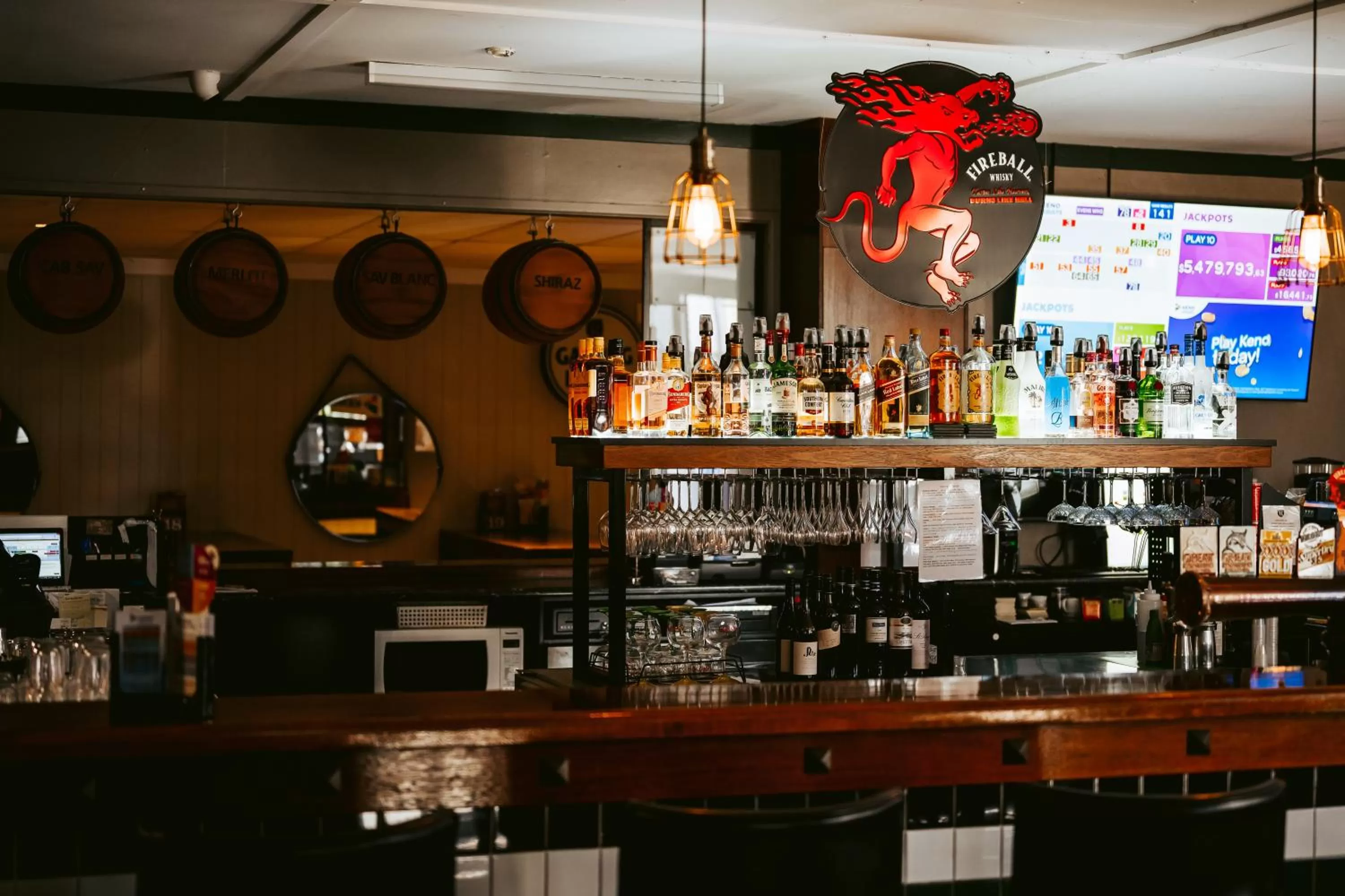 Restaurant/places to eat in Rix Hotel Motel