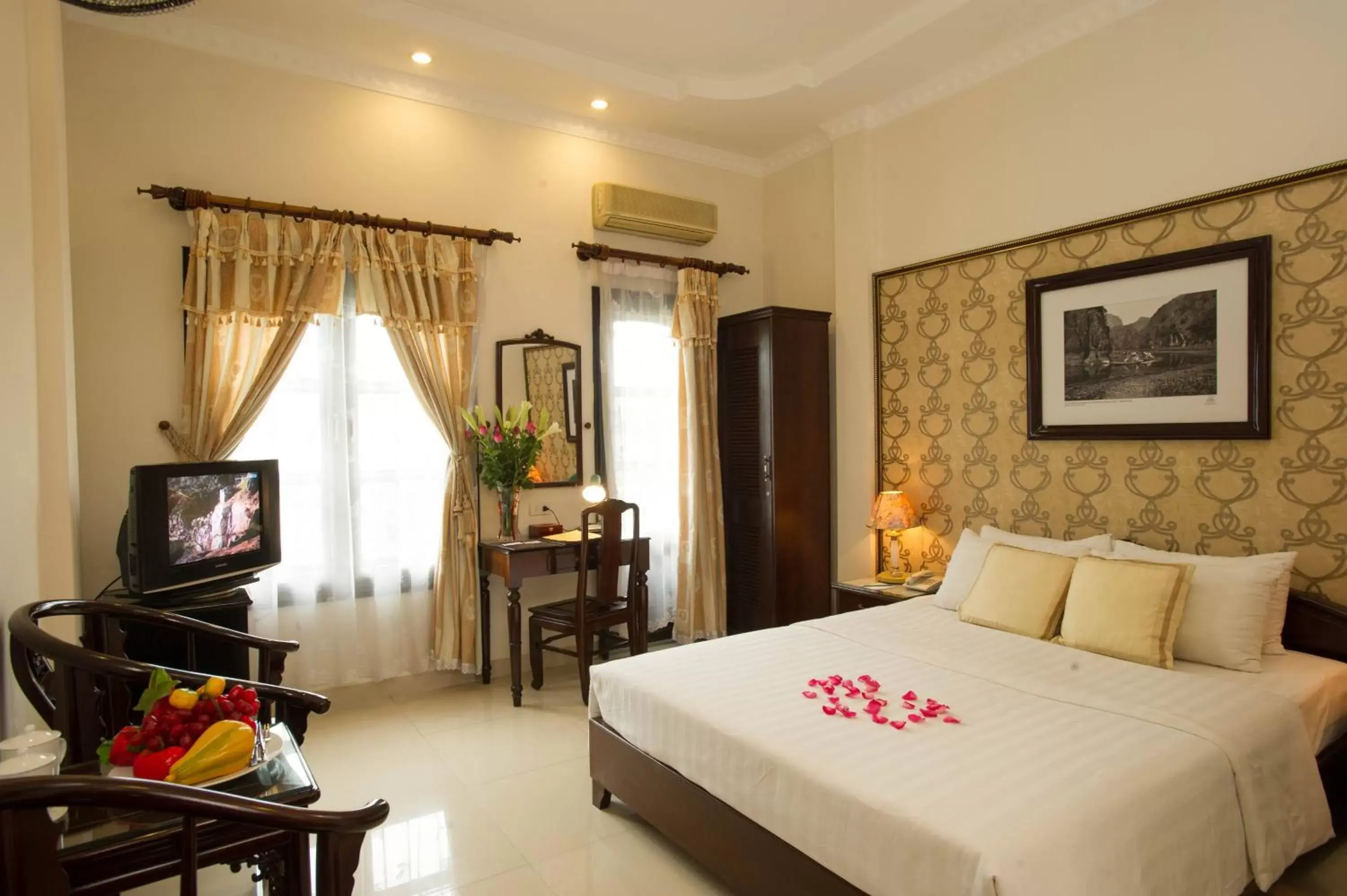 Bedroom in Thuy Anh Hotel