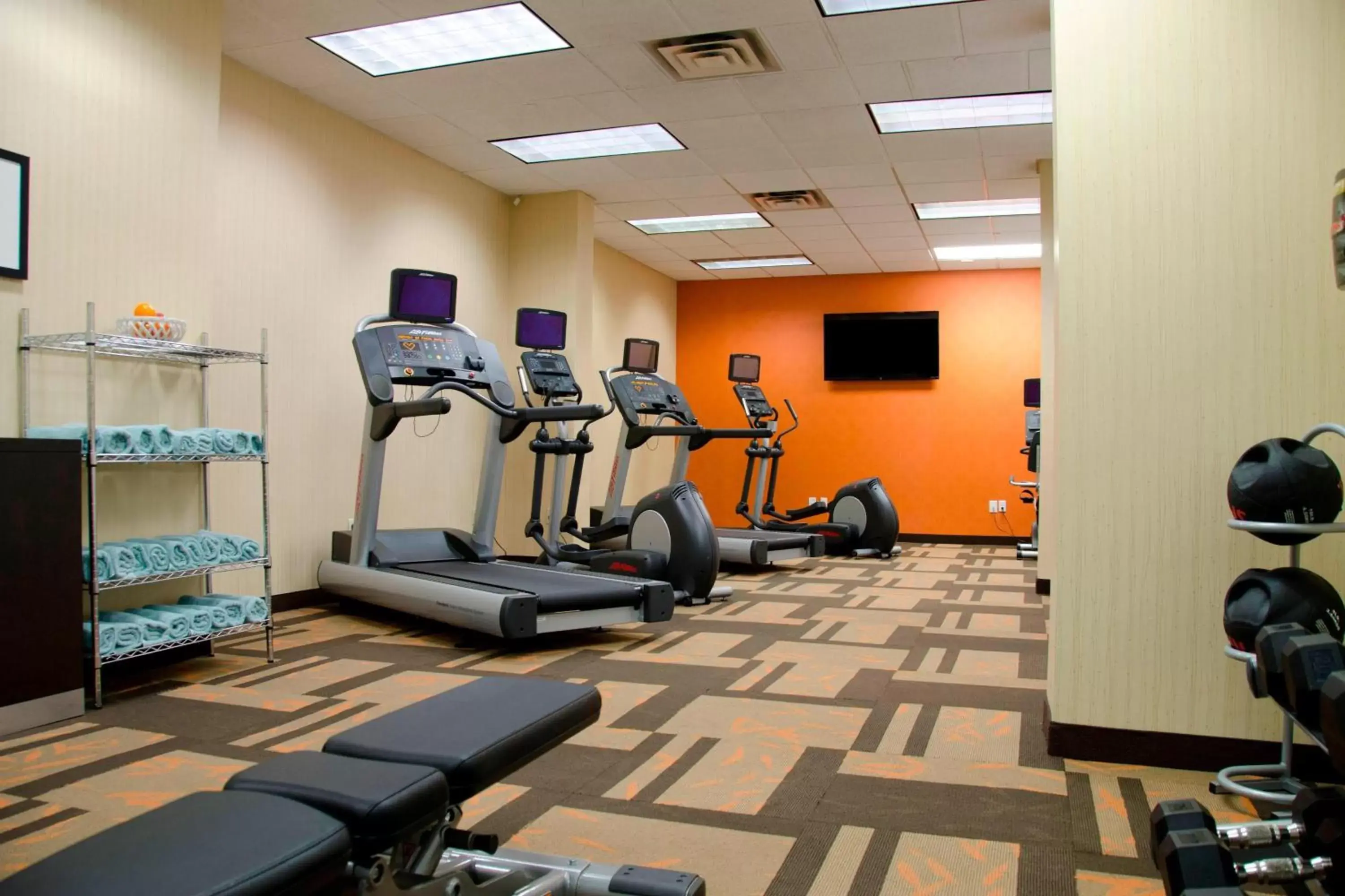 Fitness centre/facilities, Fitness Center/Facilities in Courtyard Waterbury Downtown