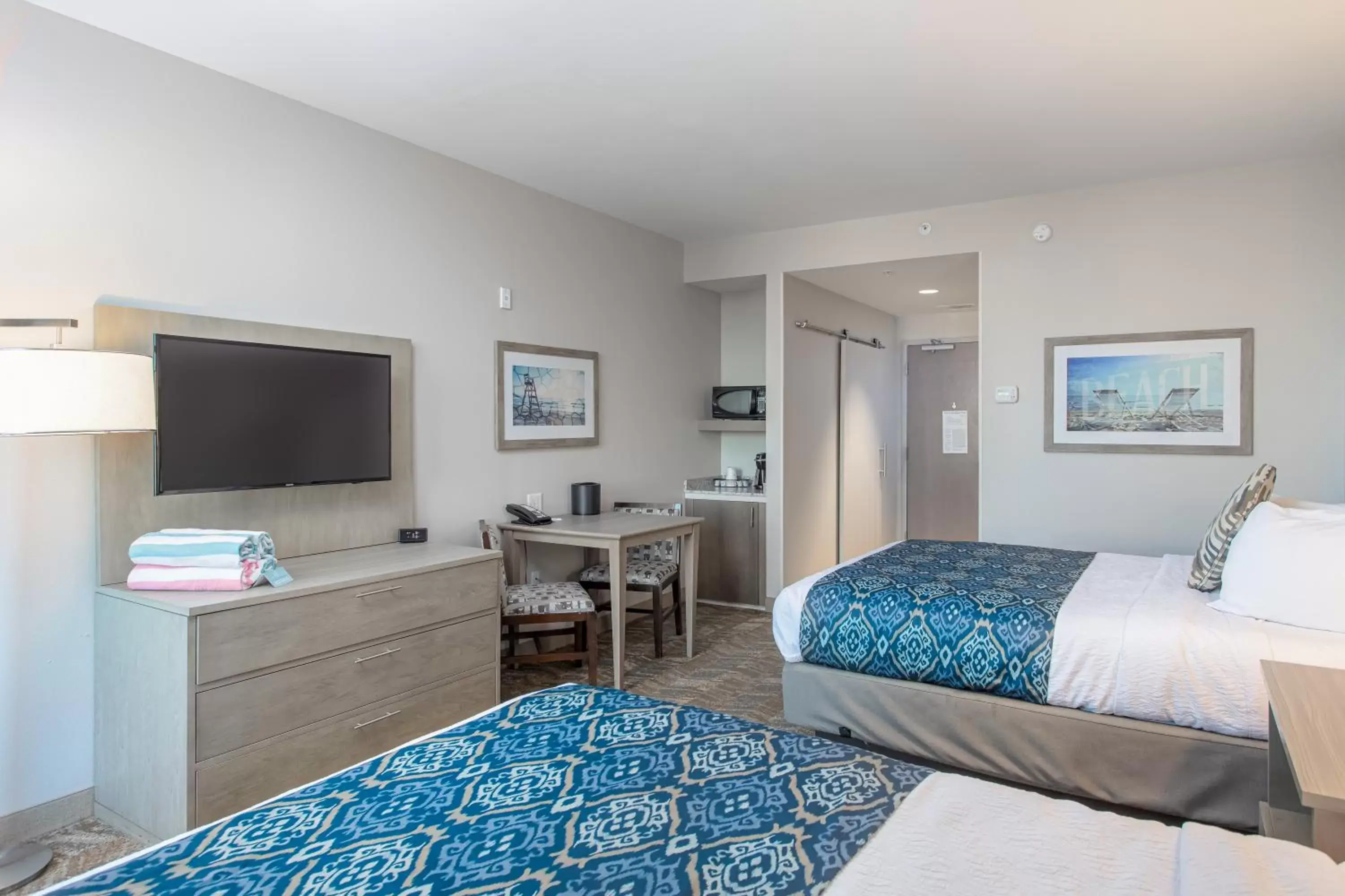 TV and multimedia, Bed in Best Western Premier - The Tides
