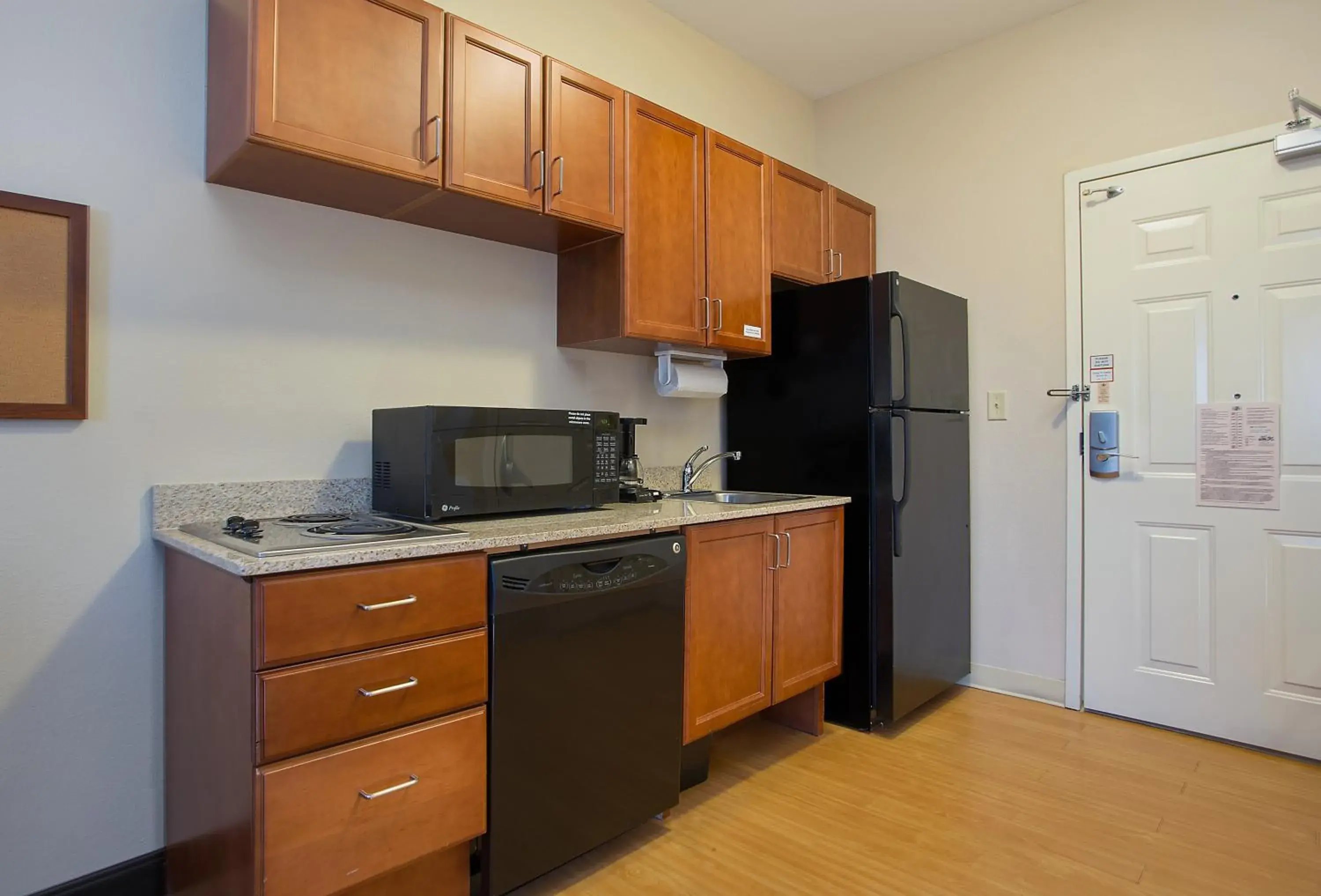 Queen Room in Candlewood Suites Vicksburg Queen Room in Candlewood Suites Vicksburg